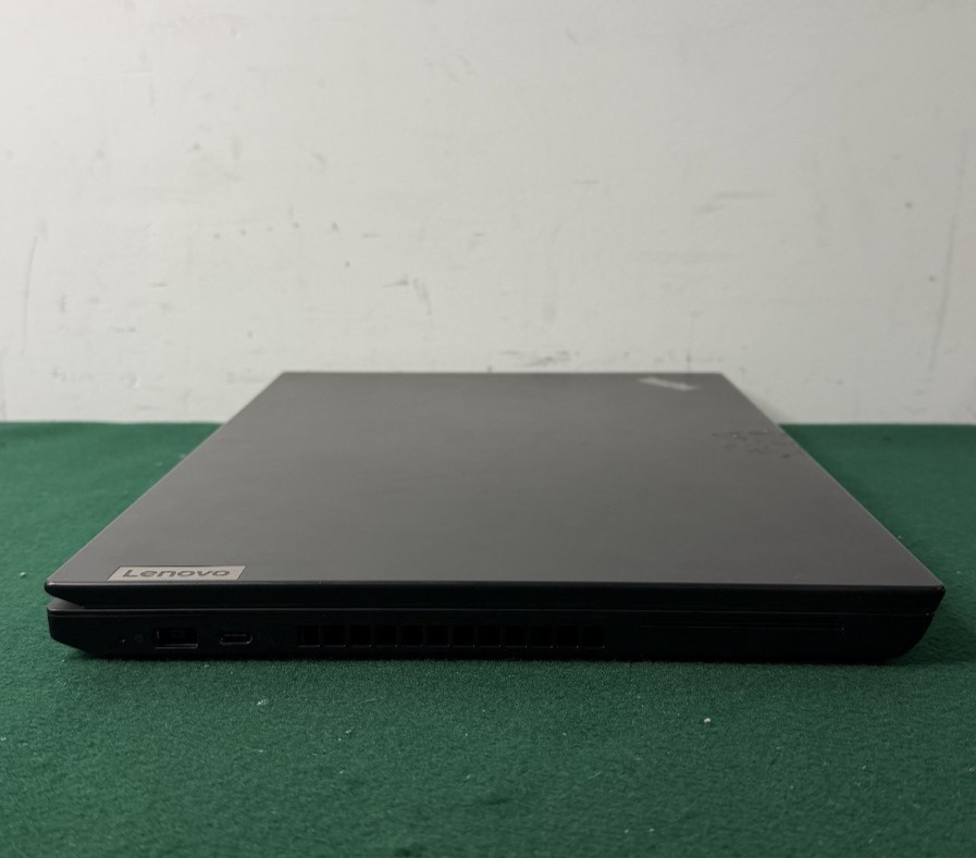 Lenovo ThinkPad P15v Gen 3 15.6″ Intel i7-12700H 2.3GHz 16GB RAM 512 SSD WIN 11