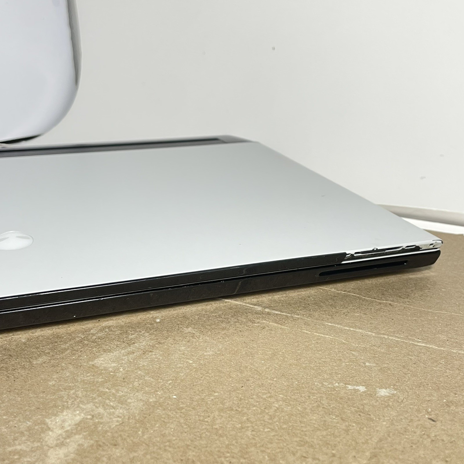 Alienware m17 R3 Gaming Laptop 300Hz RTX 2070 1TB SSD Super 16GB RAM i7-10750H