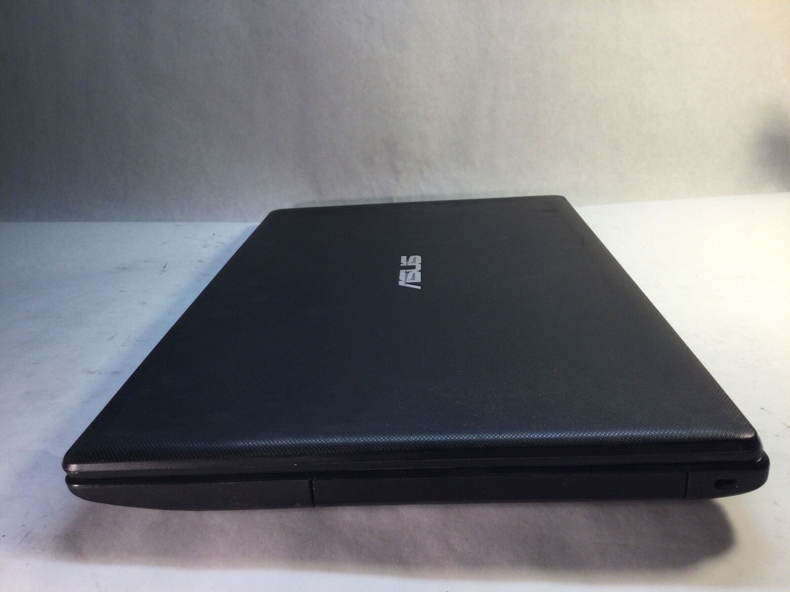 ASUS UX31A 13″ Laptop Intel Core i5 3rd Gen.- DOES NOT POWER ON- MZ