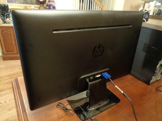 HP Pavilion P7 – 1517 CB Computer w/Beats Audio – AMD Radeon HD 7660D Graphics