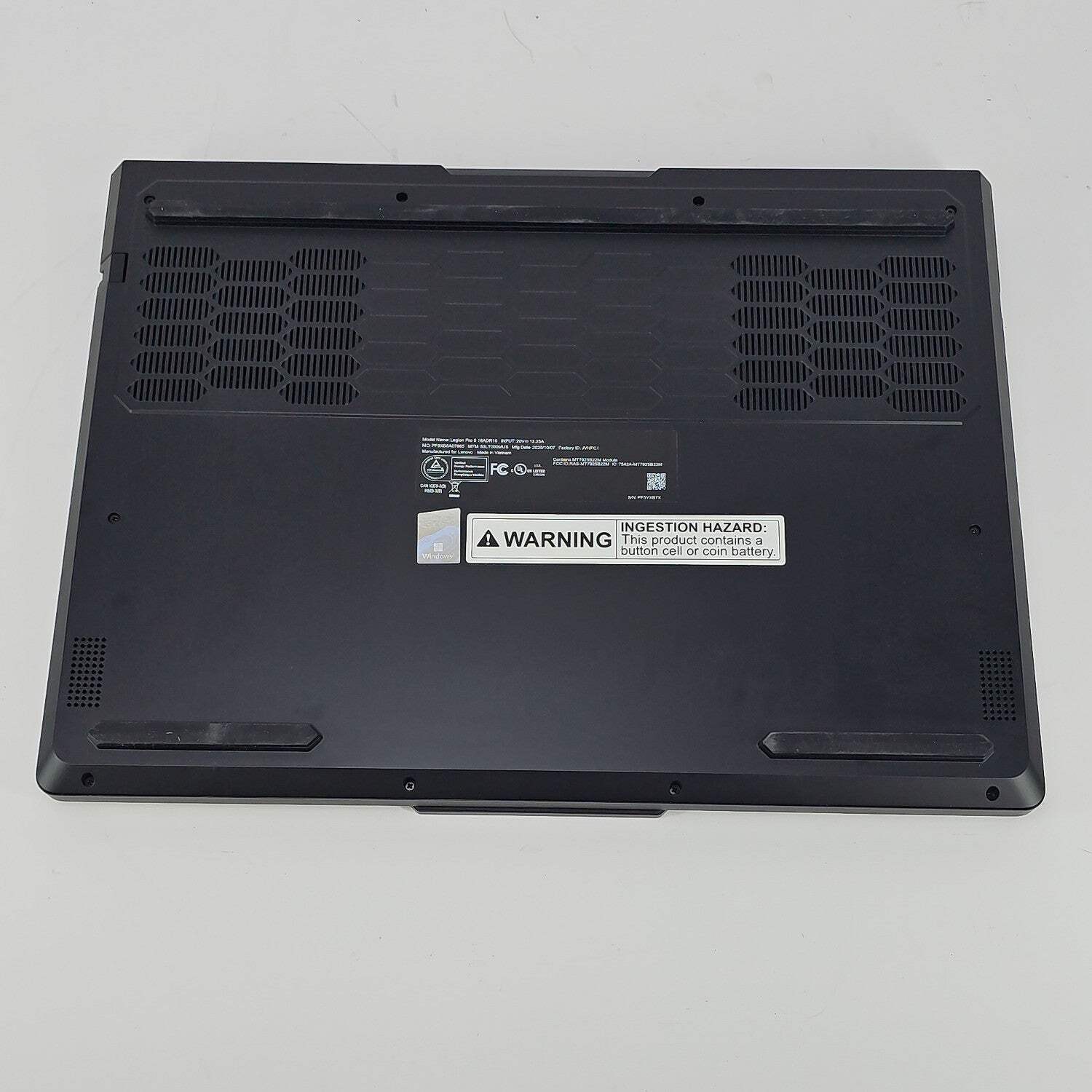 Lenovo Legion 5 Pro 16ADR10 16″ Ryzen 7 8745HX 32GB RAM 1TB SSD GeForce RTX 5060