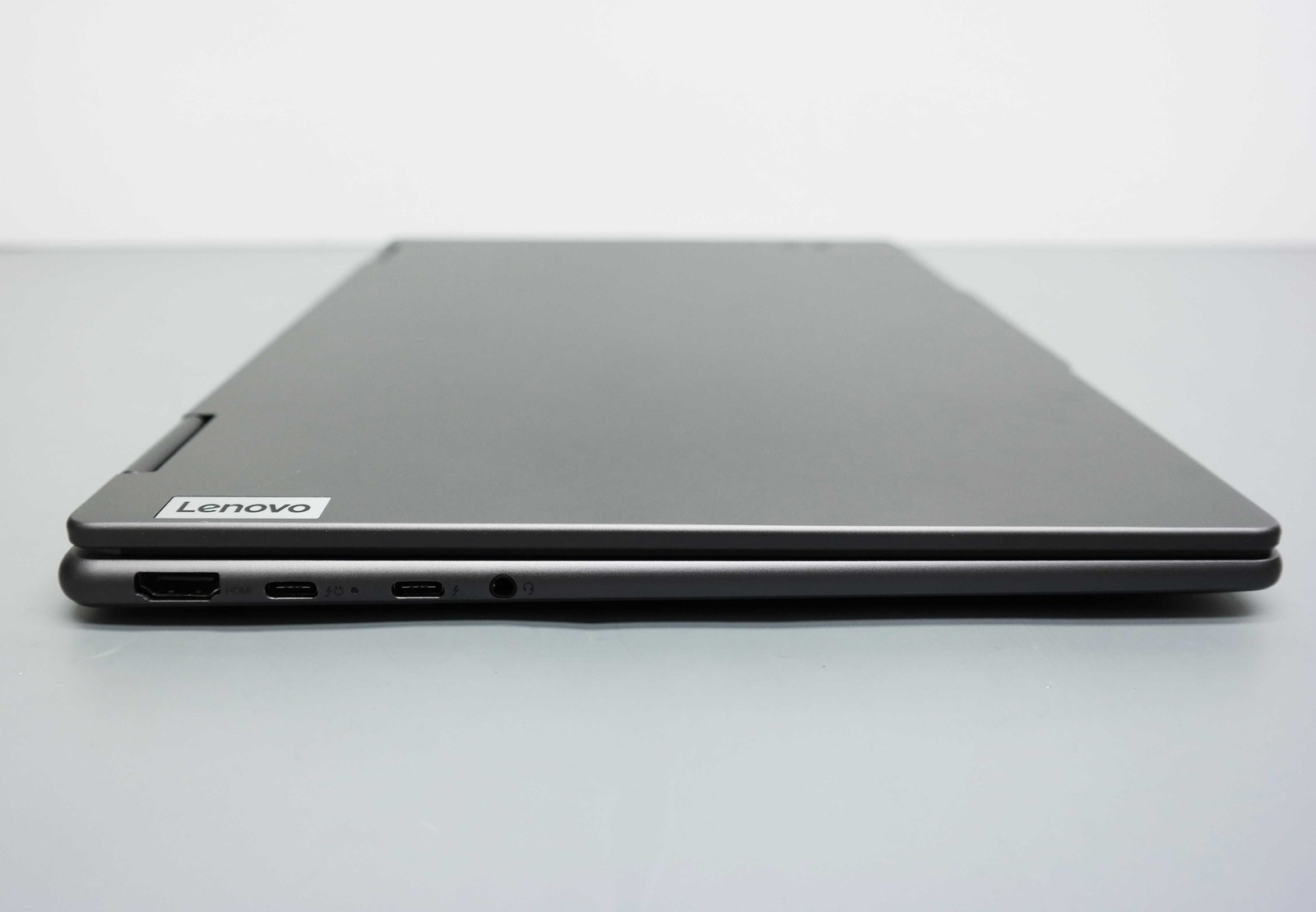 Lenovo Yoga 7i 14IRL8 14″ Core i7-1355U 16GB 512GB SSD Storm Gray
