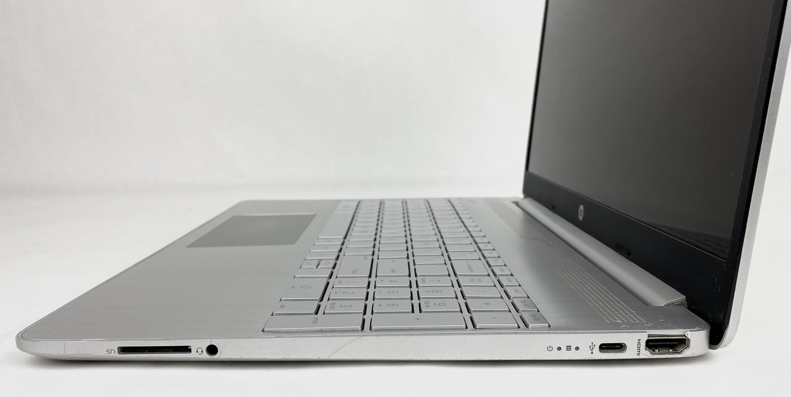 HP 15-EF0023DX 15.6″ HD Ryzen 5 3500U 12GB 256GB SSD W11H – read!
