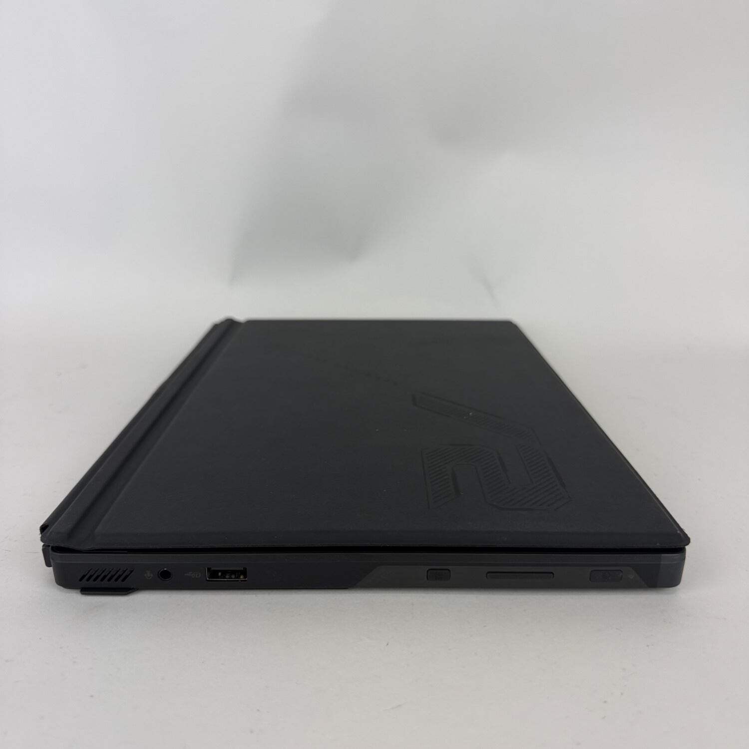 Asus ROG Flow Z13 GZ302EA 13.4″ Ryzen AI Max 390 3.2GHz 32GB RAM 1TB SSD