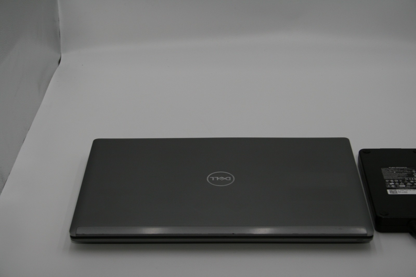 Dell Precision 7760 Mobile Workstation 17.3″ UHD i7-11850H NVIDIA RTX A5000 16GB