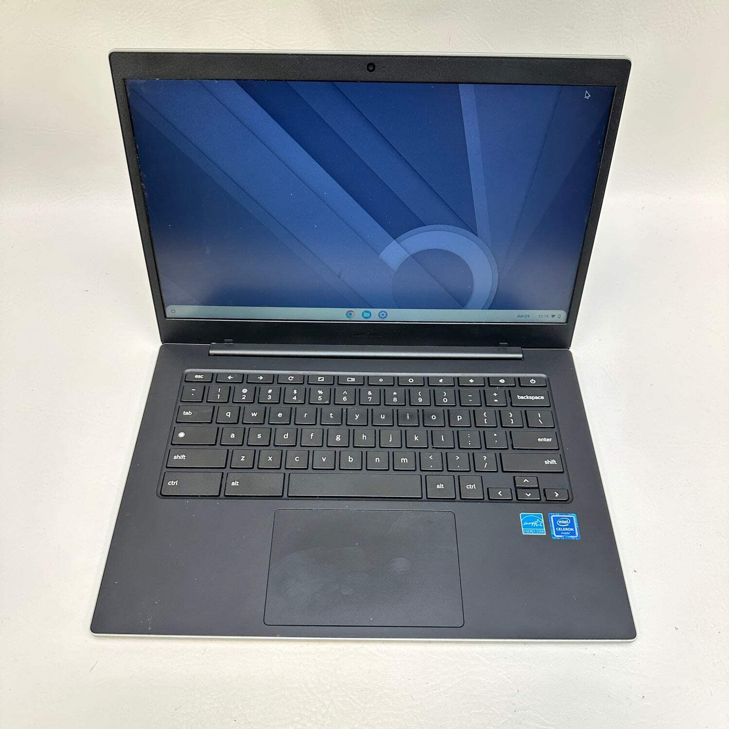 Samsung Galaxy Chromebook Go XE345XDA 14″ Celeron N4500 2.8GHz 4GB RAM 32GB SSD