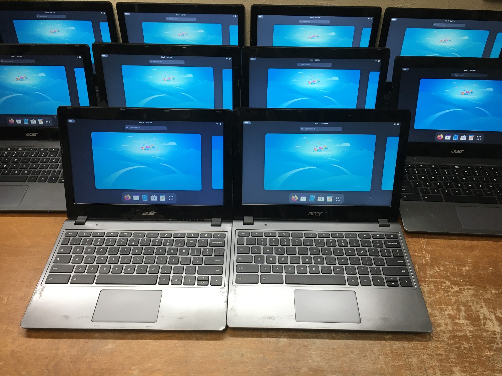 10x – Linux Fedora 41 Acer Laptops 11.6″ Intel 1.40GHz 2955U 2GB DDR3 16GB SSD