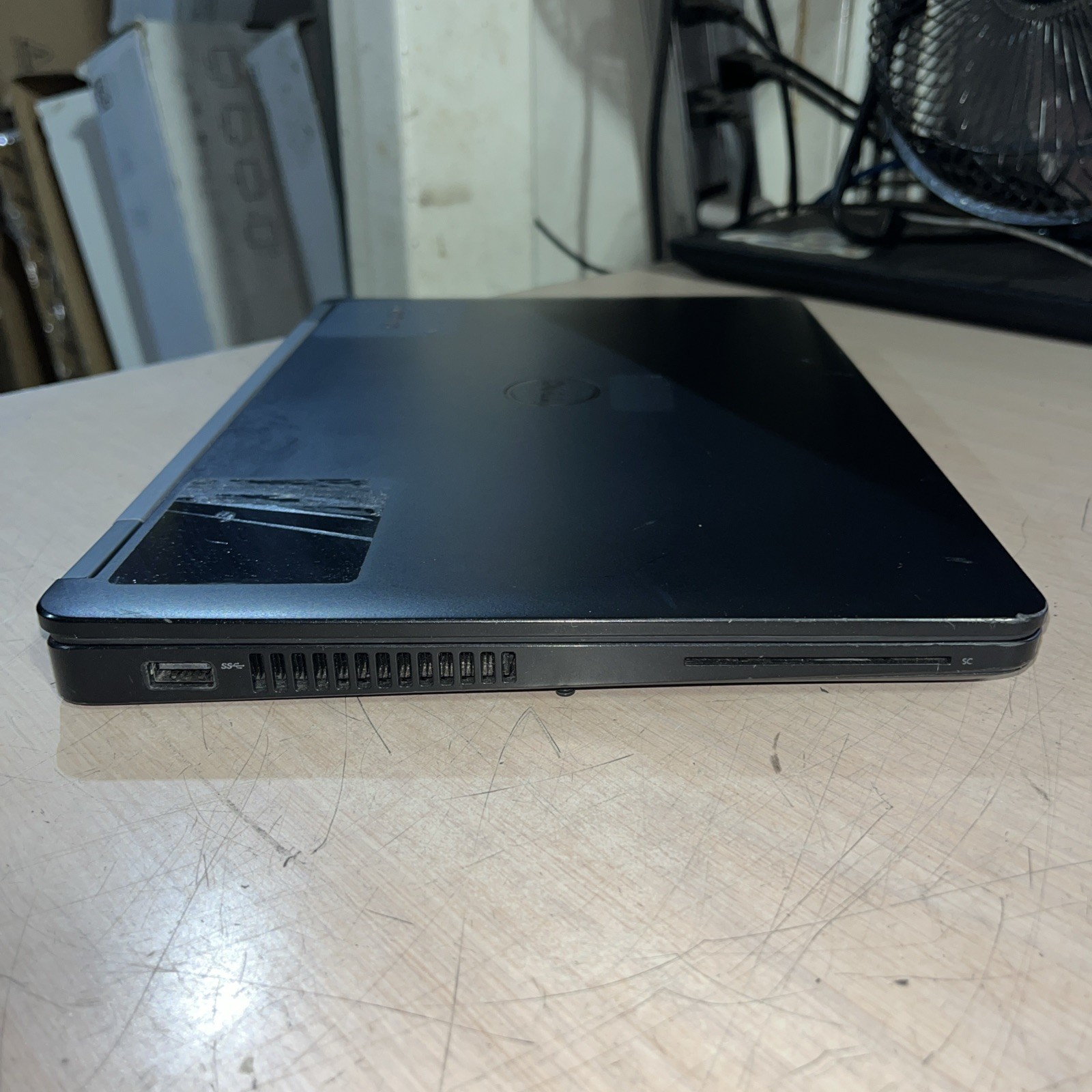 DELL LATITUDE E5240 INTEL CORE I5-6200U 2.30GHZ 8GB RAM NO HD