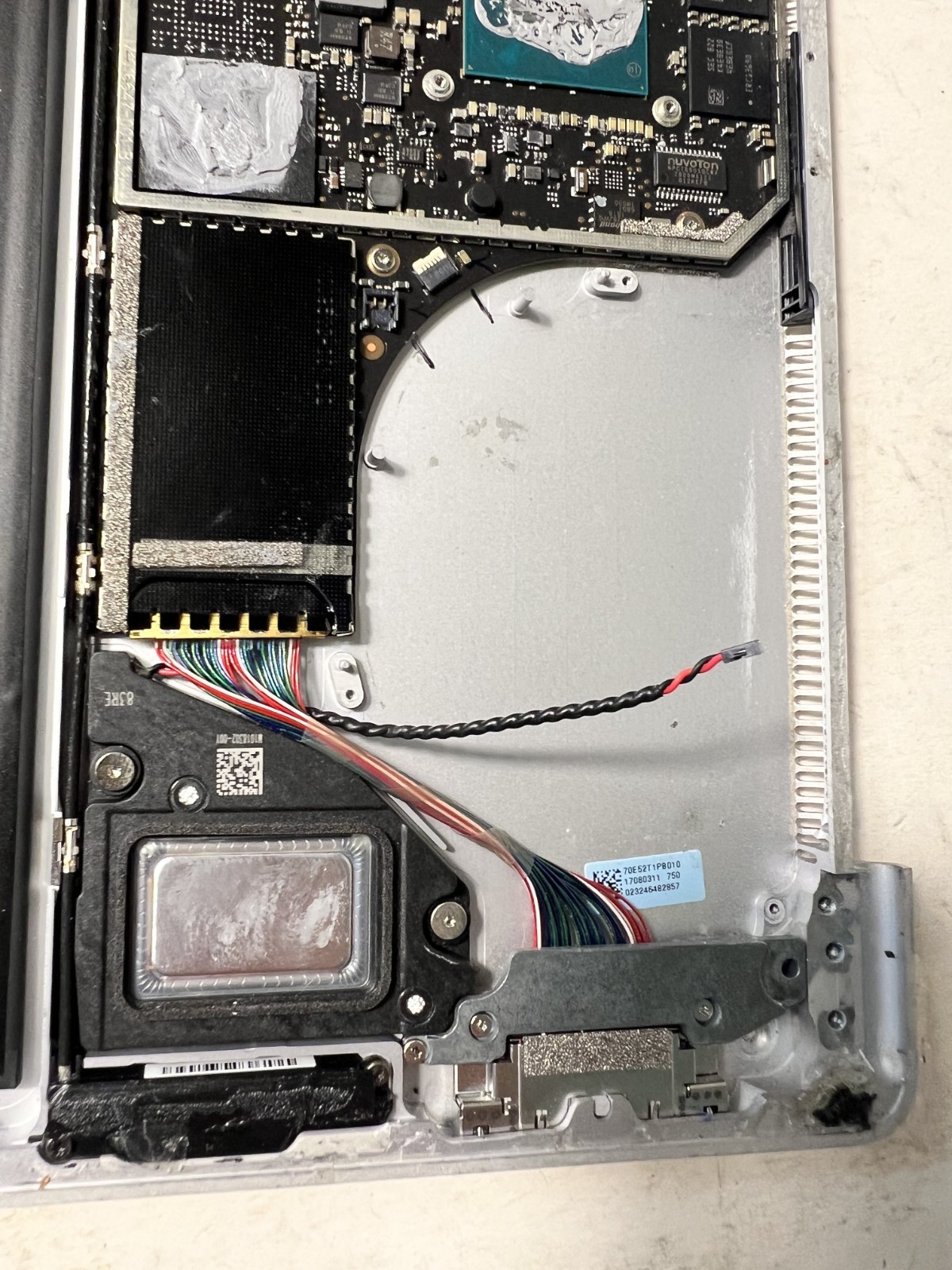 Microsoft Surface Laptop 13.5 inch 1769 MOTHERBOARD + Chassis + NONOEM batteries
