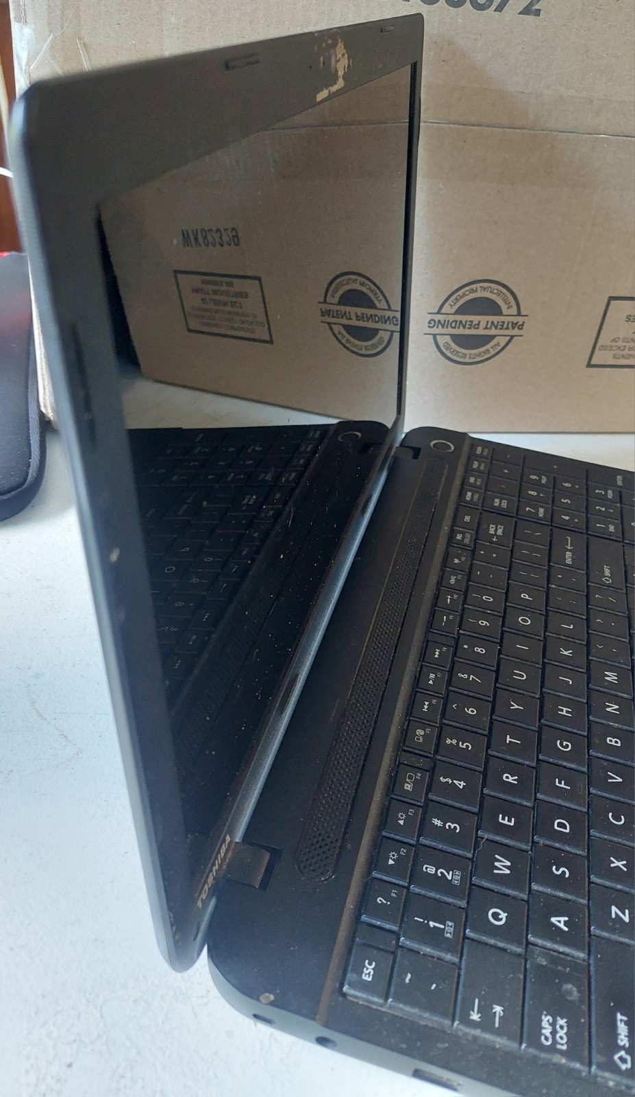 Toshiba 15.6″ satellite C55-A5310 laptop parts only Not Working Not Tested