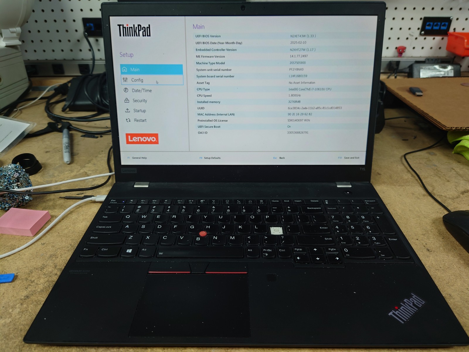 Lenovo ThinkPad T15 Gen 1 15.6″ FHD Touch i7-10610U 16GB RAM No OS/SSD