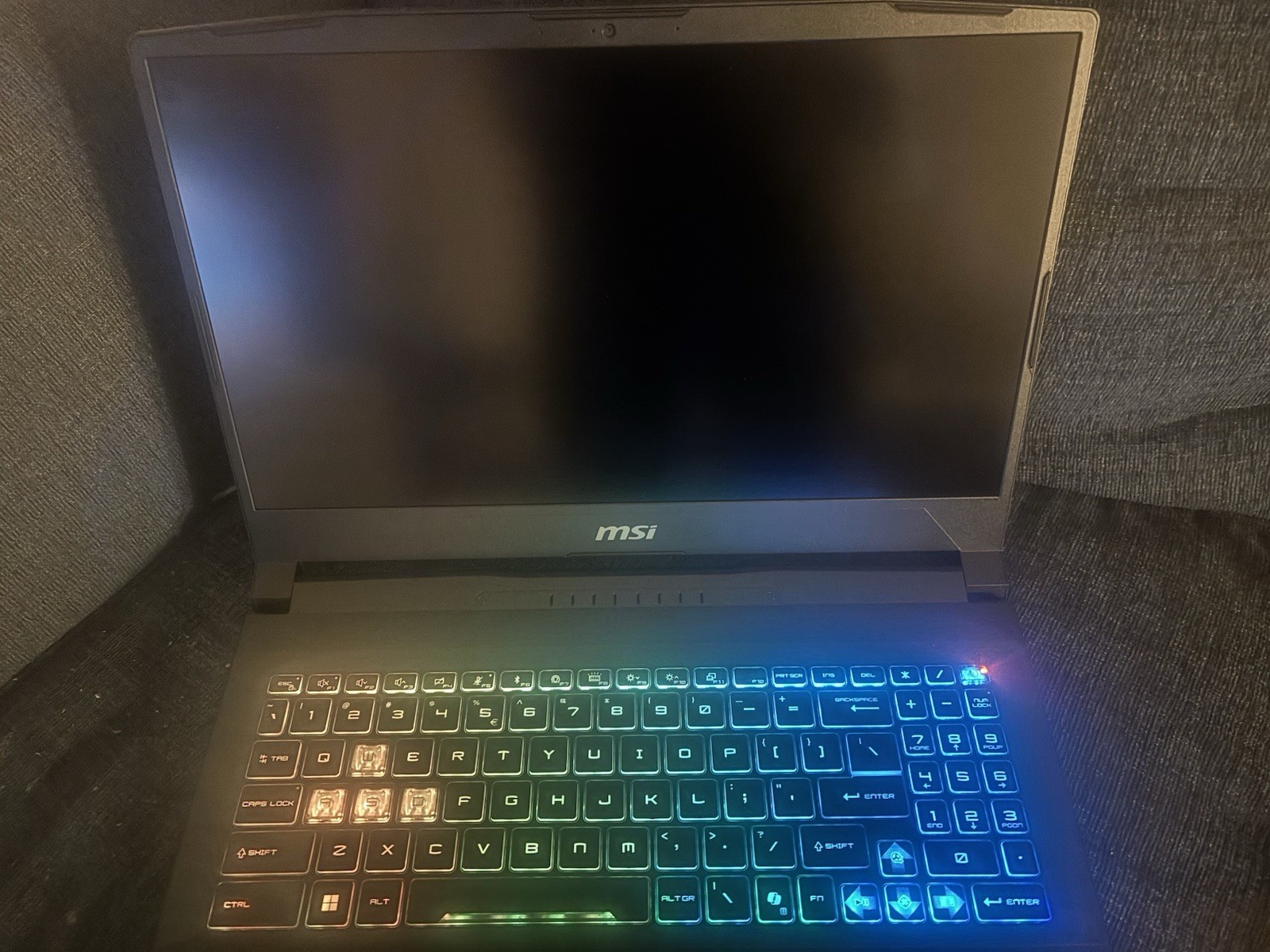 MSI Laptop Katana 15 HX B14WGK +QHD 15.6″ Intel Core i9-14900HX 1TB RTX 5070