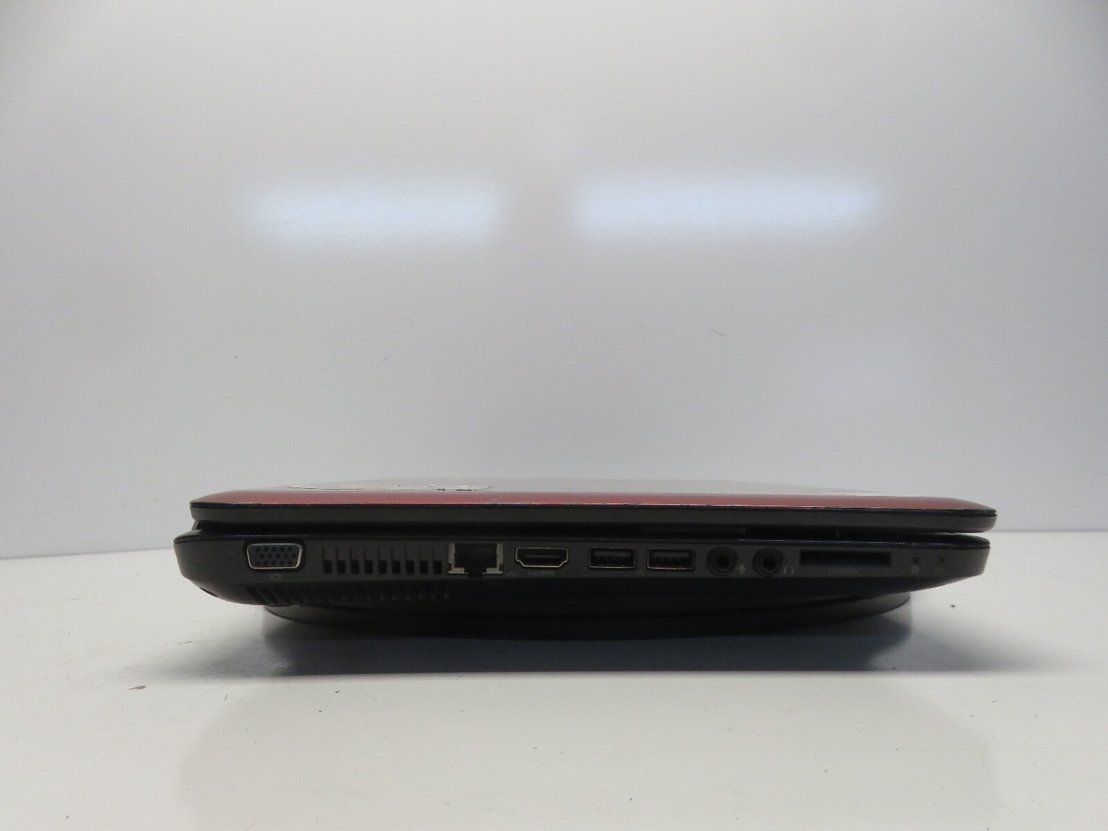 HP Pavilion G6 Intel Pentium B940 2GHz 2 GB NO HDD No Batt