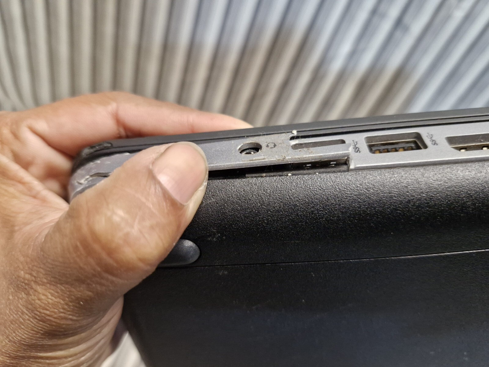 HP ProBook 650 G1, Intel Core i7, Damage Frame, NOS “For Parts Or Not Working”