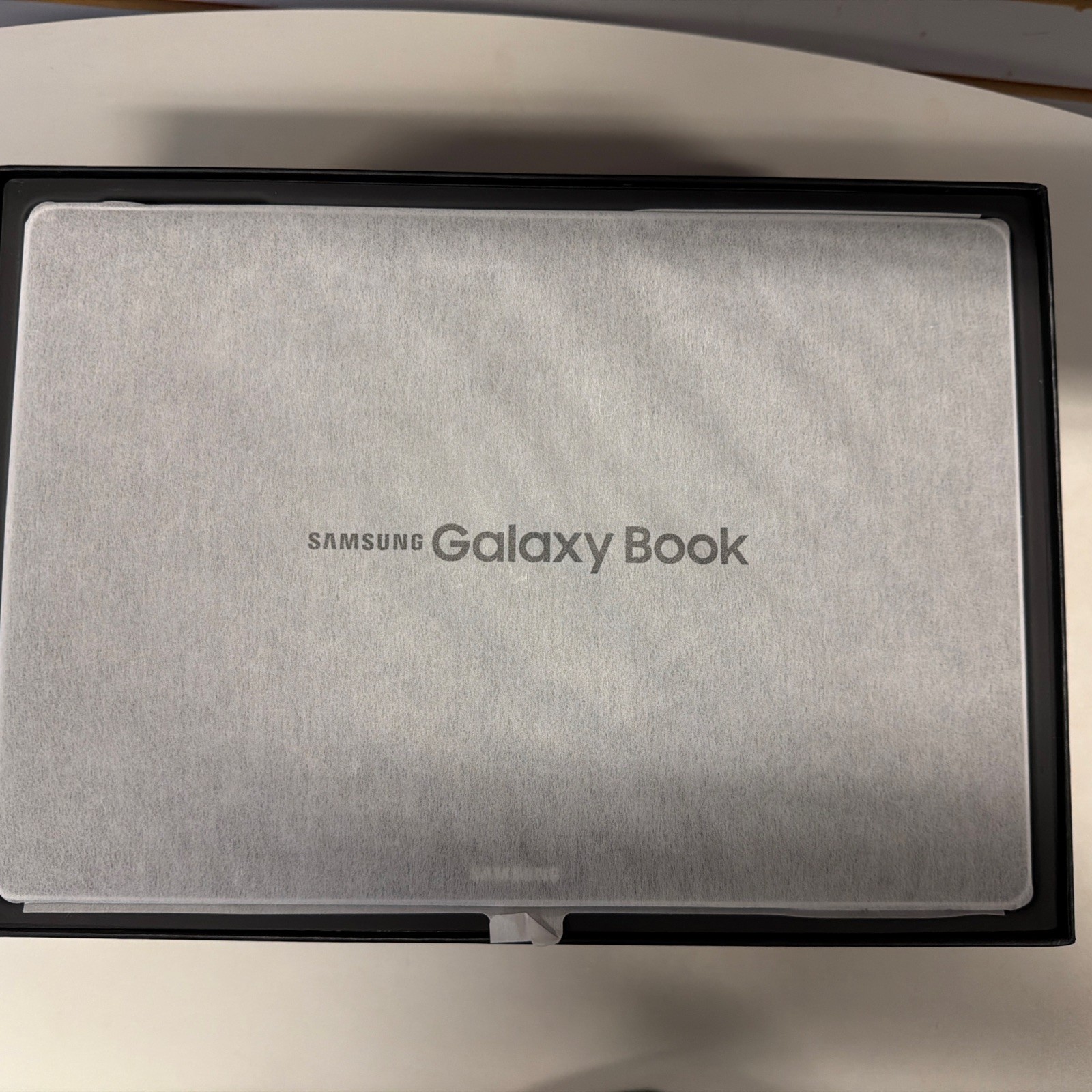 Samsung Galaxy Book 12”SM-W728VQ I5-7200/8G/256G S Pen With Keyboard Cover