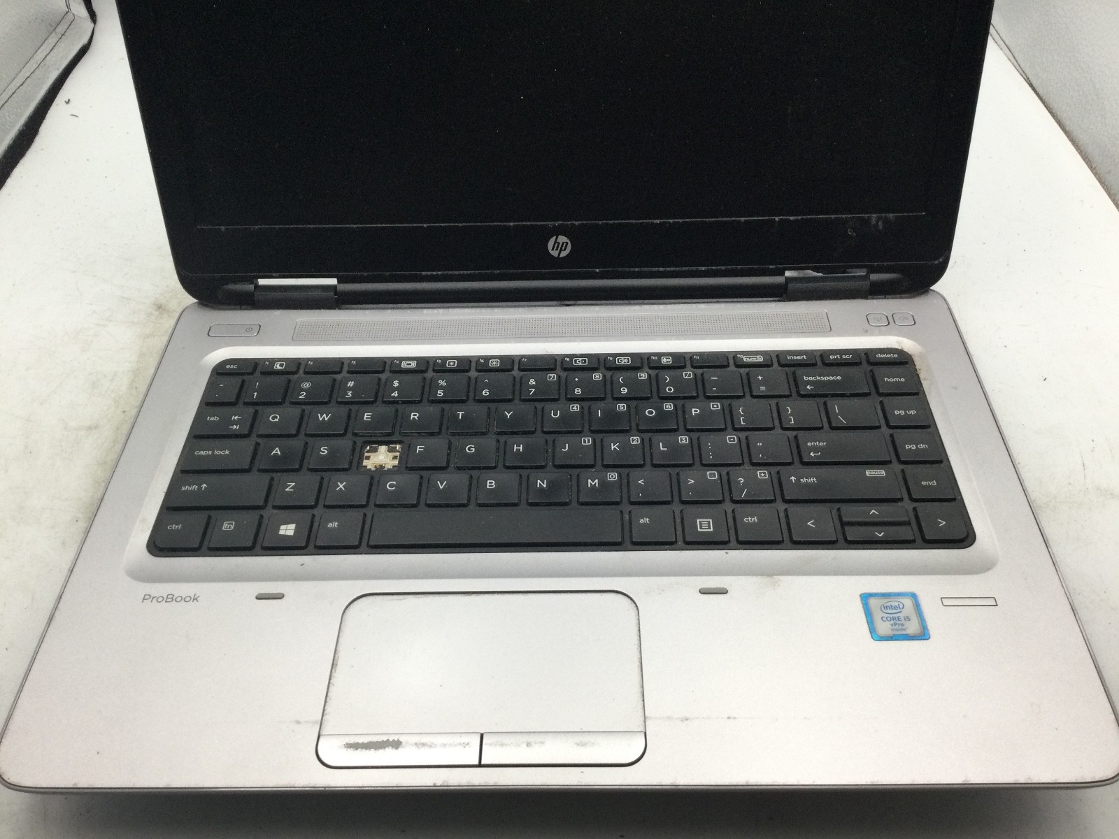 HP PROBOOK 640 G3 – FOR PARTS/NO POWER – MISSING PARTS – INTEL I3 – READ – BB