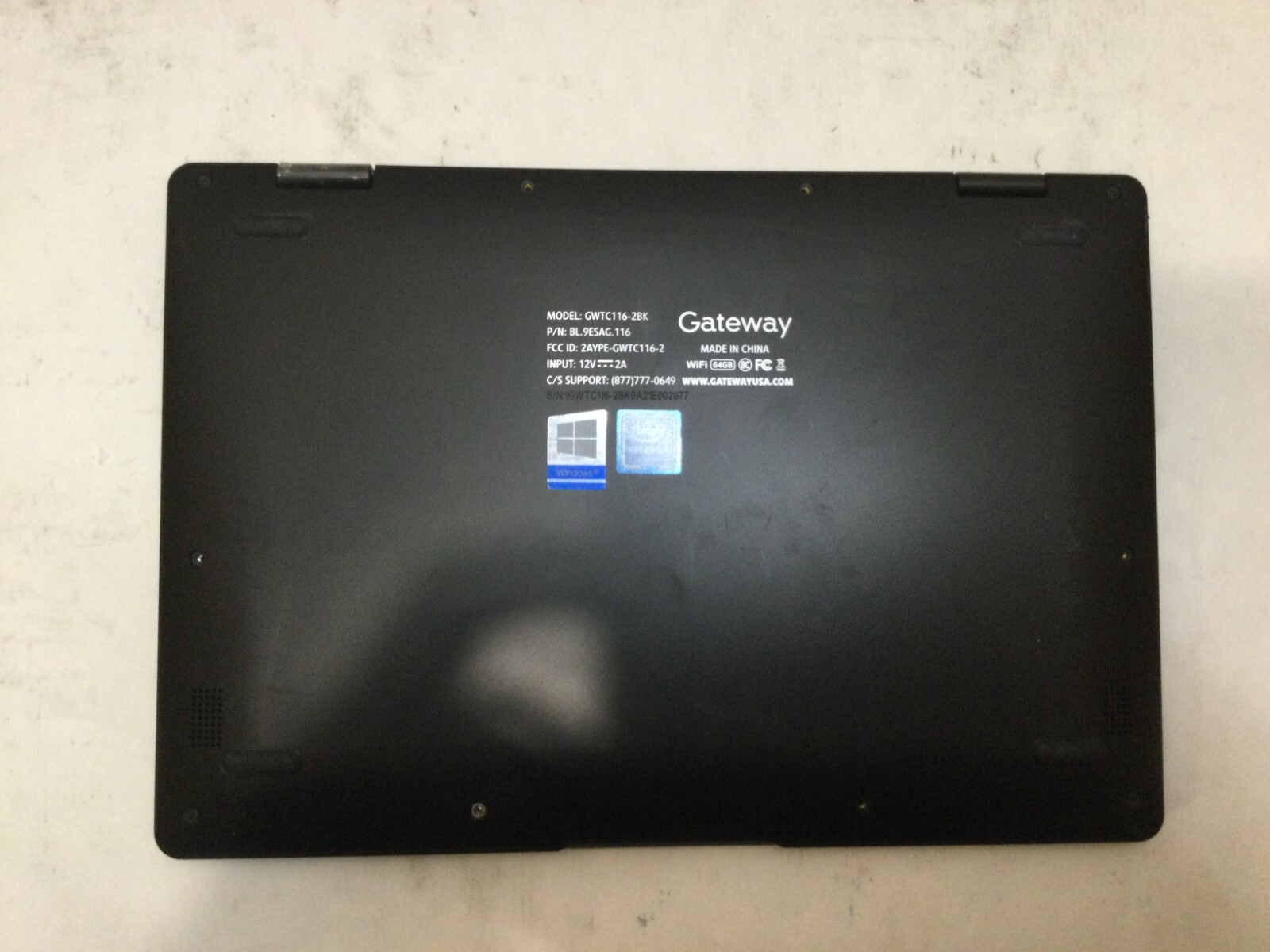 Lenovo IdeaPad 3 14ITL05 14″ / Intel Core i3 1115G4 @ 2.00GHz / (CRACKED!) MR