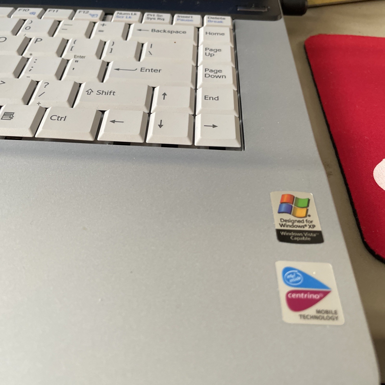 VINTAGE Sony Pcg 7M1L LAPTOP PRISTINE CONDITION, RESET TO OOB CONDITION