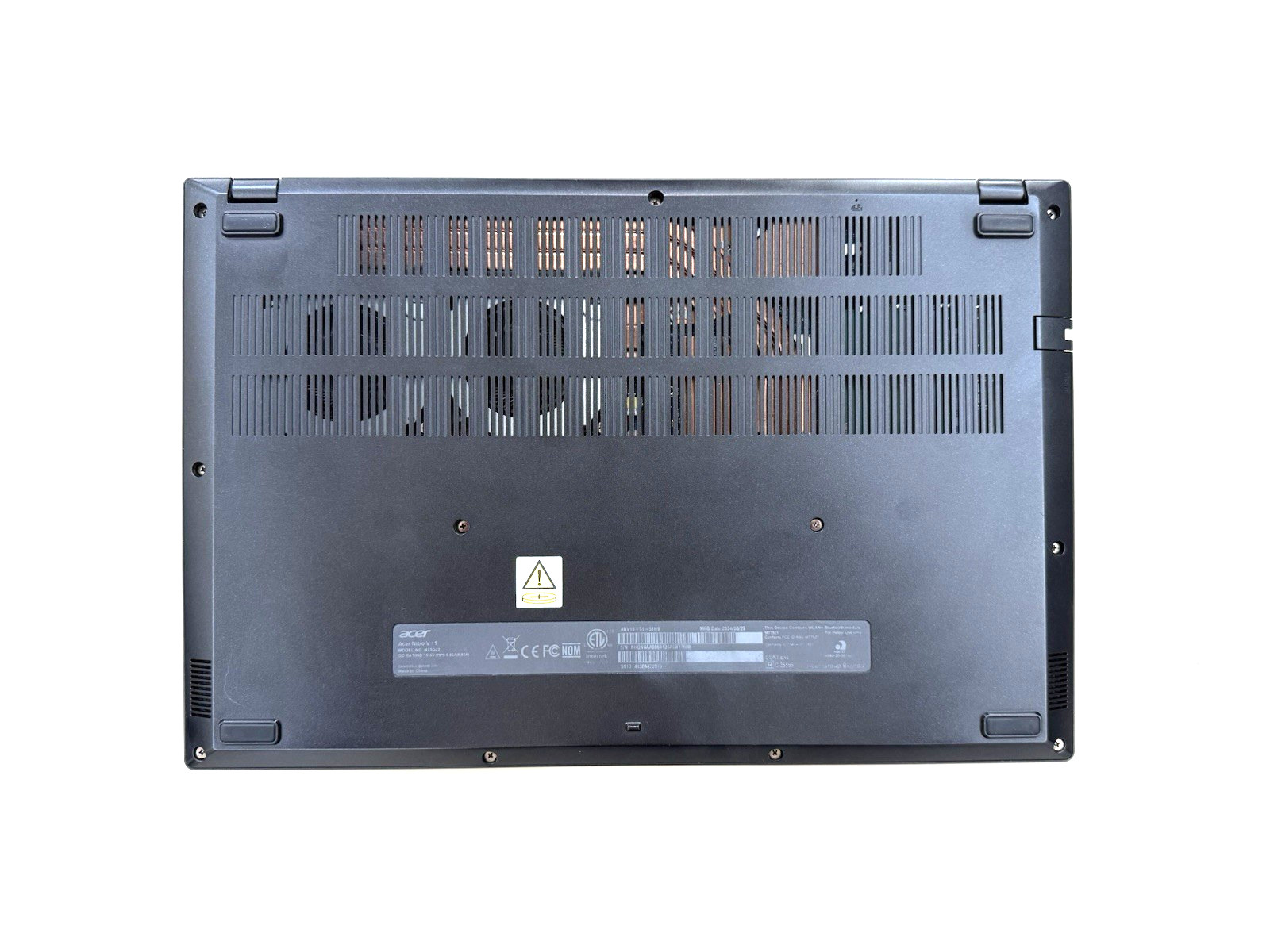 Acer Nitro V 15 Laptop – RTX 5050 – 16GB DDR5 – 512GB SSD – i5-13420H – WIN 11