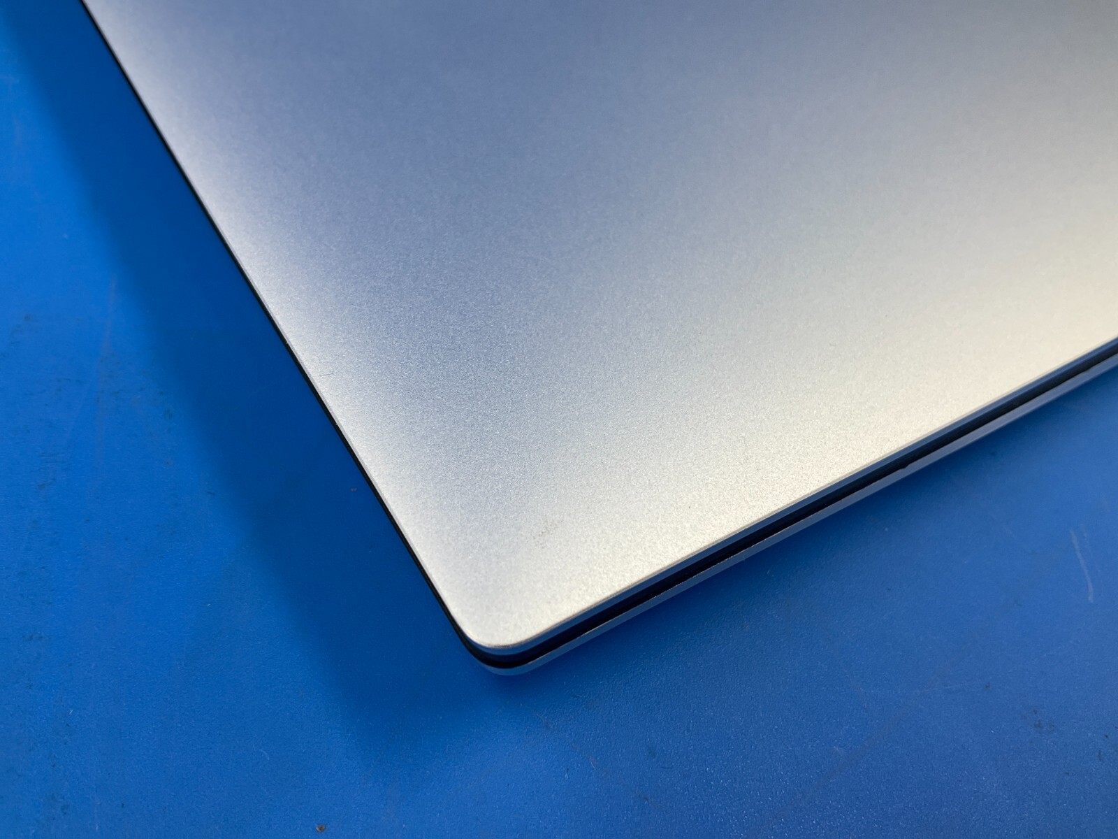 Dell XPS 15 9520 i7-12700H 16GB 512GB BT5 WiFi6E RTX3050 15.6WU W11P 3NCDY