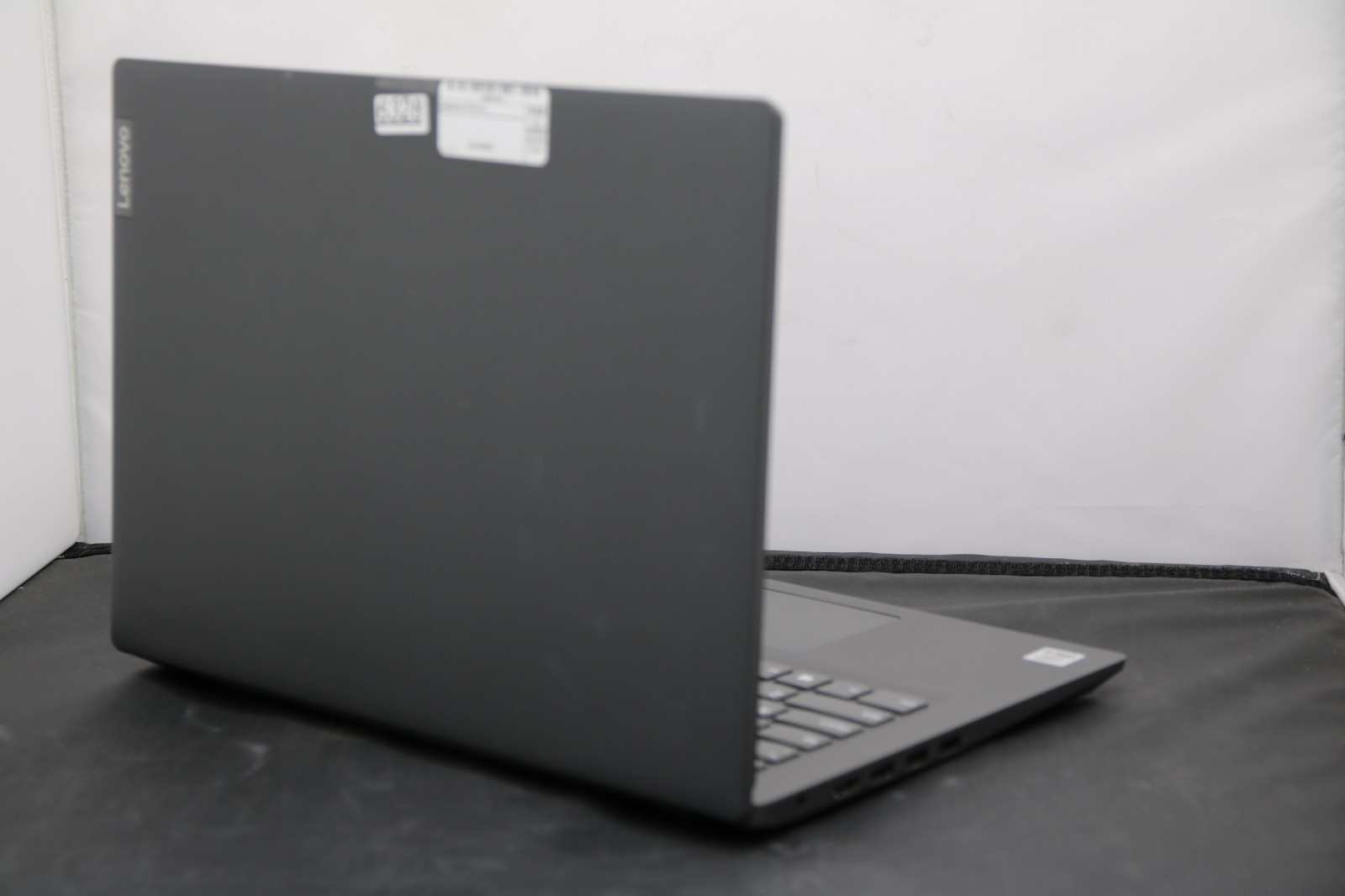 Lenovo ThinkBook 14 IIL 14″ – No Power, No Ram, No SSD – For Parts