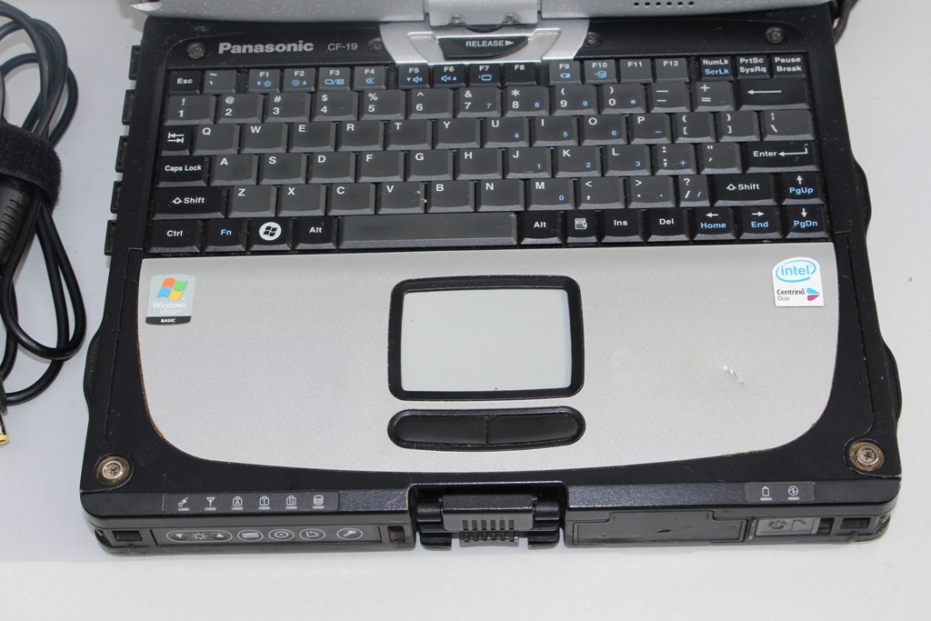 Panasonic Toughbook CF-19 BT/YFI /NOTOUCH(250GB,*Core Duo,*1.06GHz**2.5GB)*WIN 7