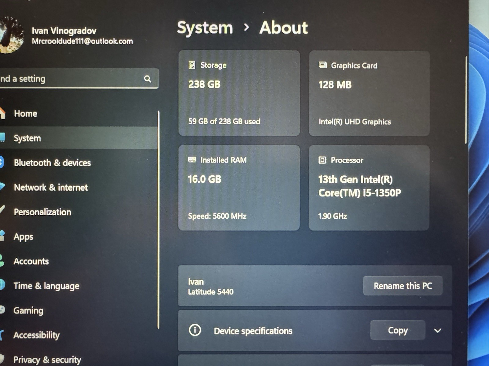 Dell Latitude 5440 14″ FHD Touch Intel Pro i5-1350P16GB 256GB W11P – Wi-Fi 6E