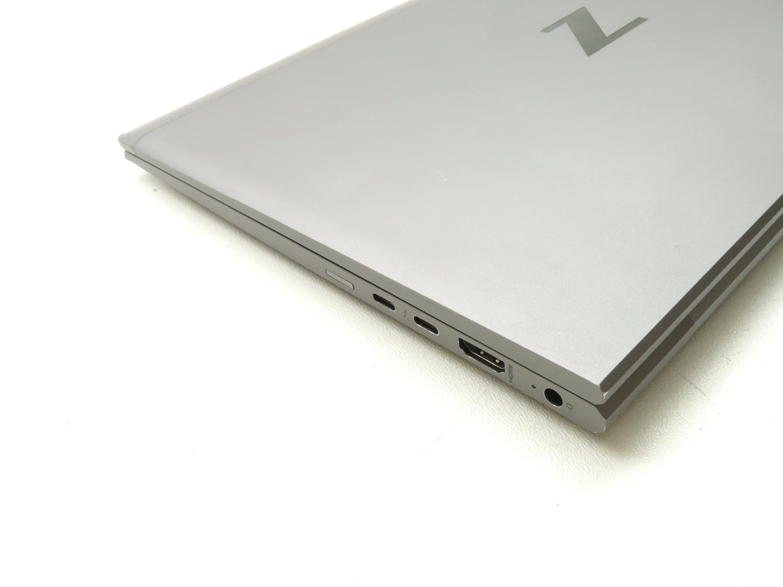 HP ZBook Firefly 14 G7 14″ Intel Core i5-10210U 1.6GHz 16GB RAM 256GB SSD