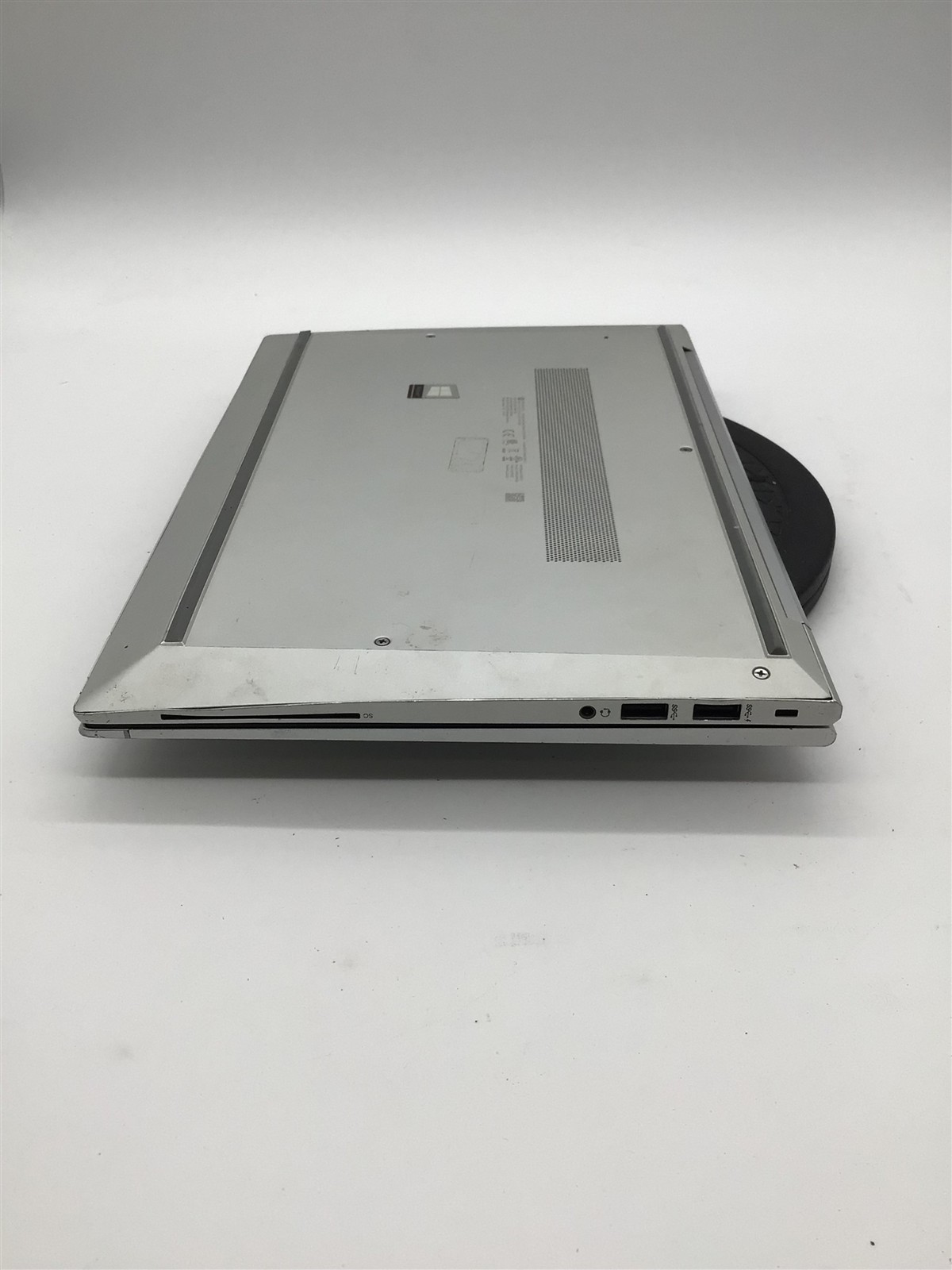 HP EliteBook 845 AMD Ryzen 5 PRO 4650U/8GB RAM/No SSD