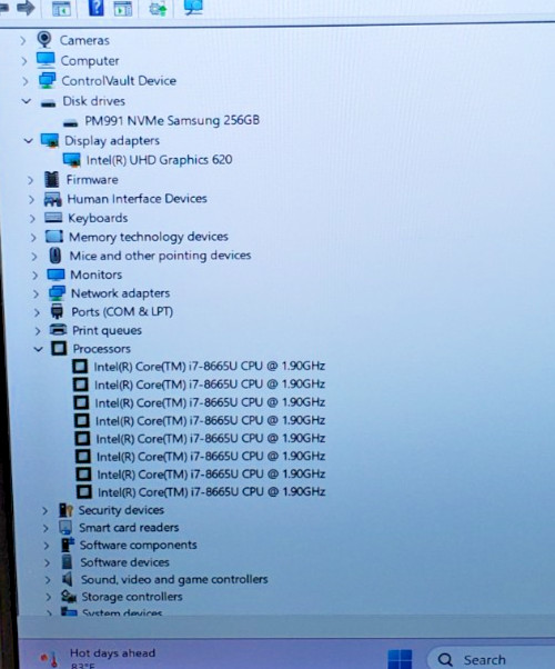 Dell Latitude 5300 13.3” i7-8665U 1.9GHz, 16GB RAM, 256Gb NVMe, Windows 11 Pro