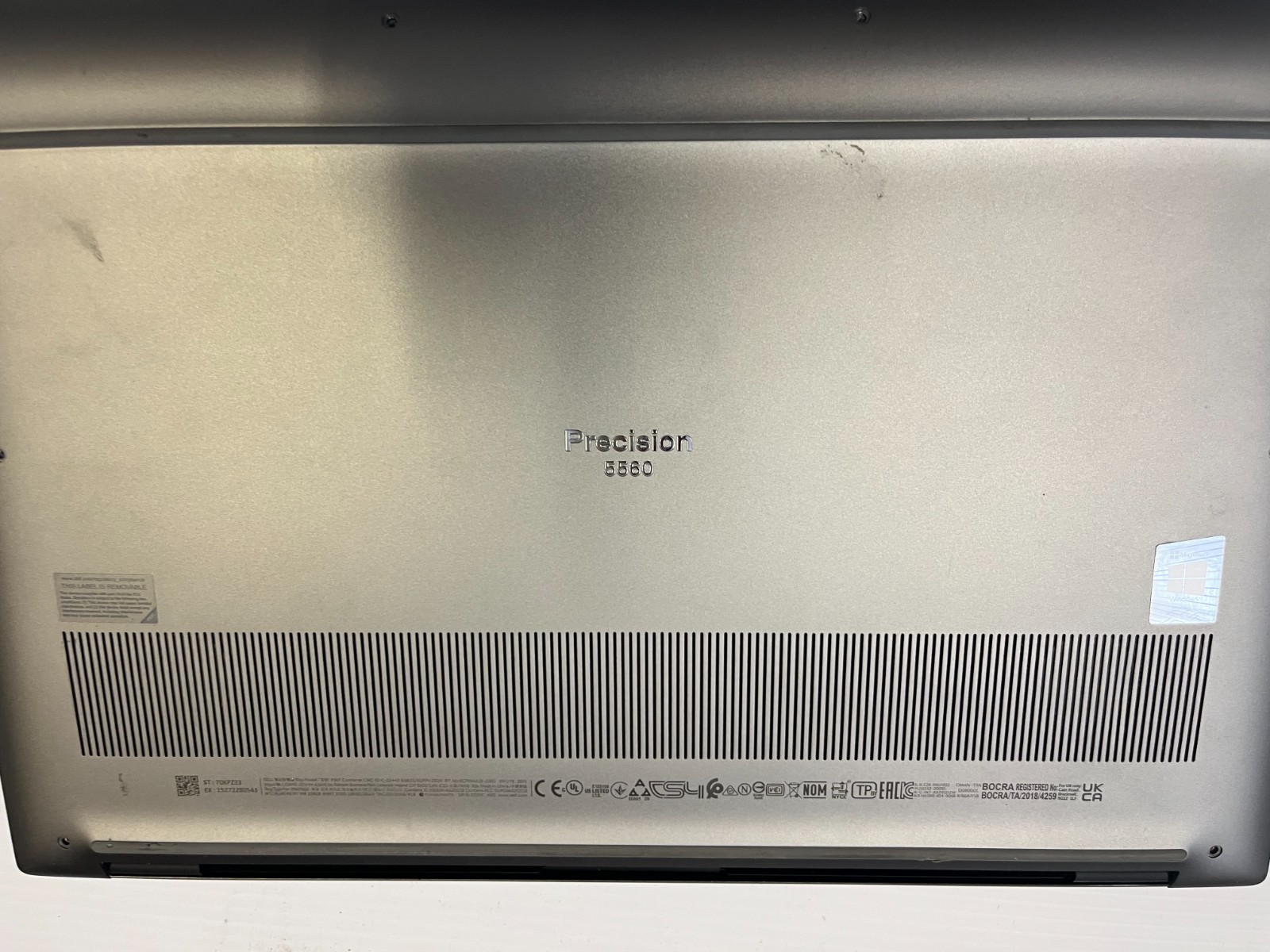 Dell Precision 5560 15.6″ i7-11850H 12GB RAM 500 GB SSD 4K Touchscreen Win 11 +