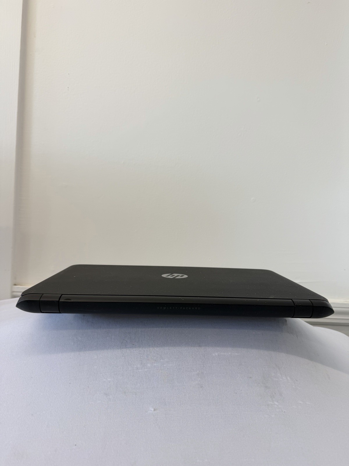 HP Laptop 15-f222 wm – Good Screen – Intel Pentium N3540 – Read Des