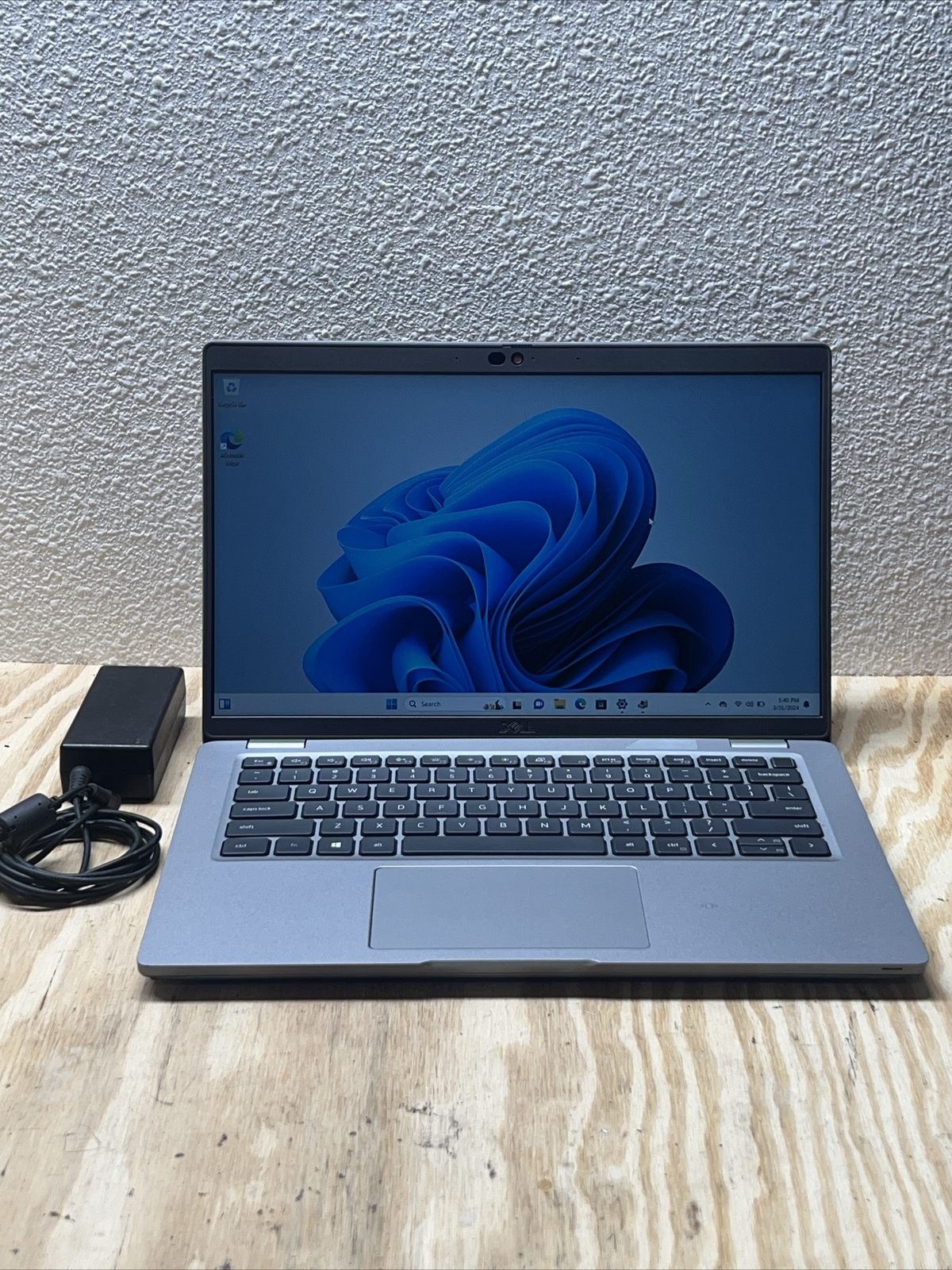 Dell 14″ Latitude 5420 i7-1185G7 3.00GHz 16GB RAM 512GB SSD Win11 PRO Backlit KB