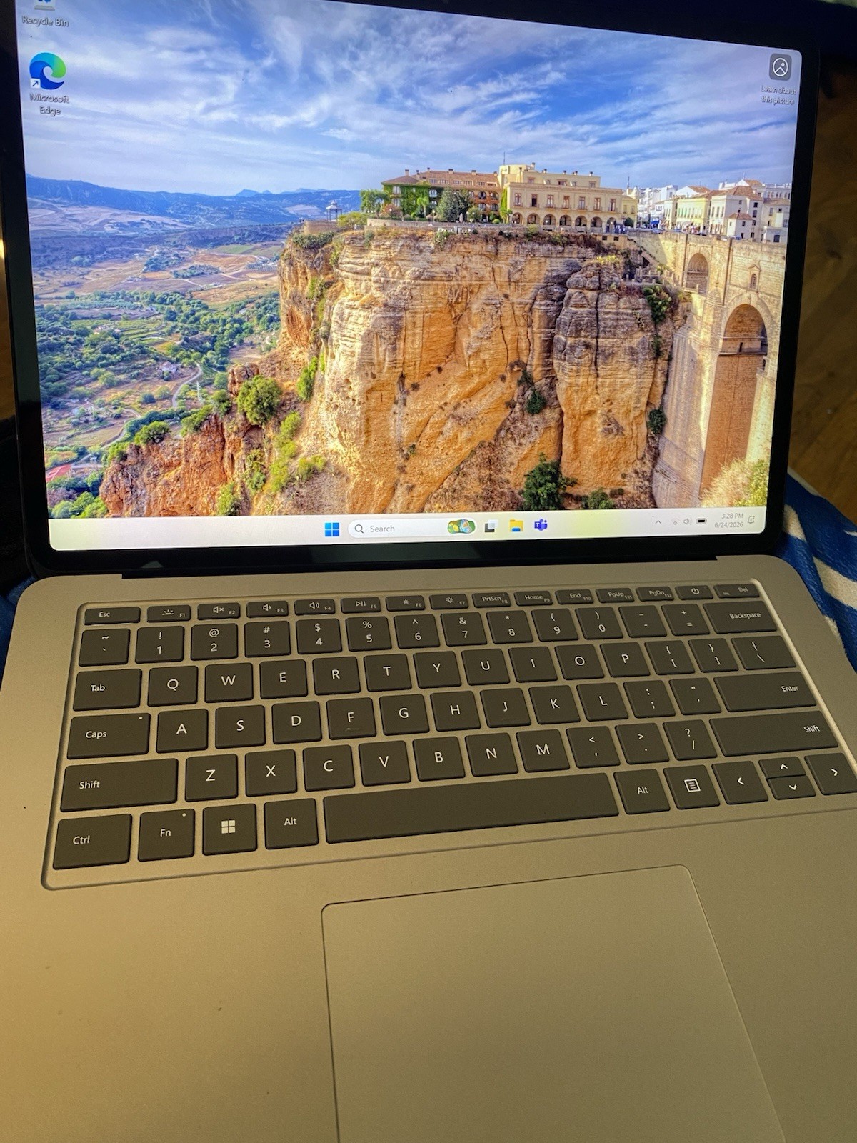 Microsoft Surface Laptop Studio 14.4” Touch Screen Intel Core i7 16GB Memory