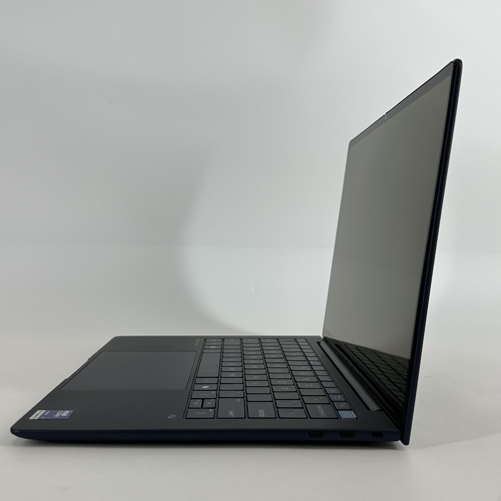HP Elitebook Ultra G1i 14 QHD+ TOUCH 2.2 GHz Ultra 7 268V 32GB 512GB SSD