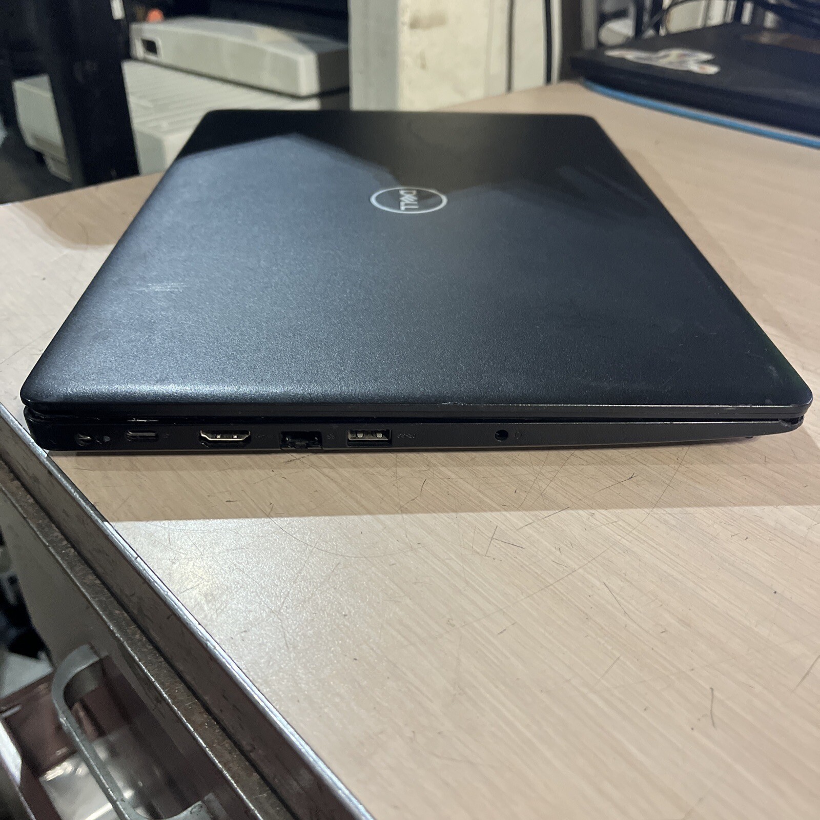 DELL LATITUDE 3490 INTEL CORE I5-8250U 1.60GHZ 8GB RAM NO HD .