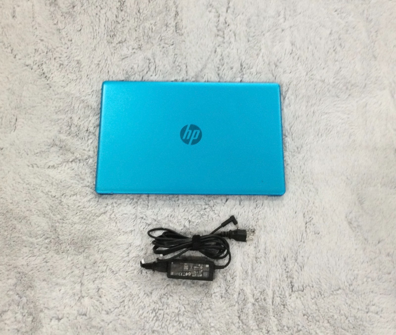 HP Touchscreen Laptop 17-cp0xx (HP 17.3-inch Laptop PC 17-cp0000)