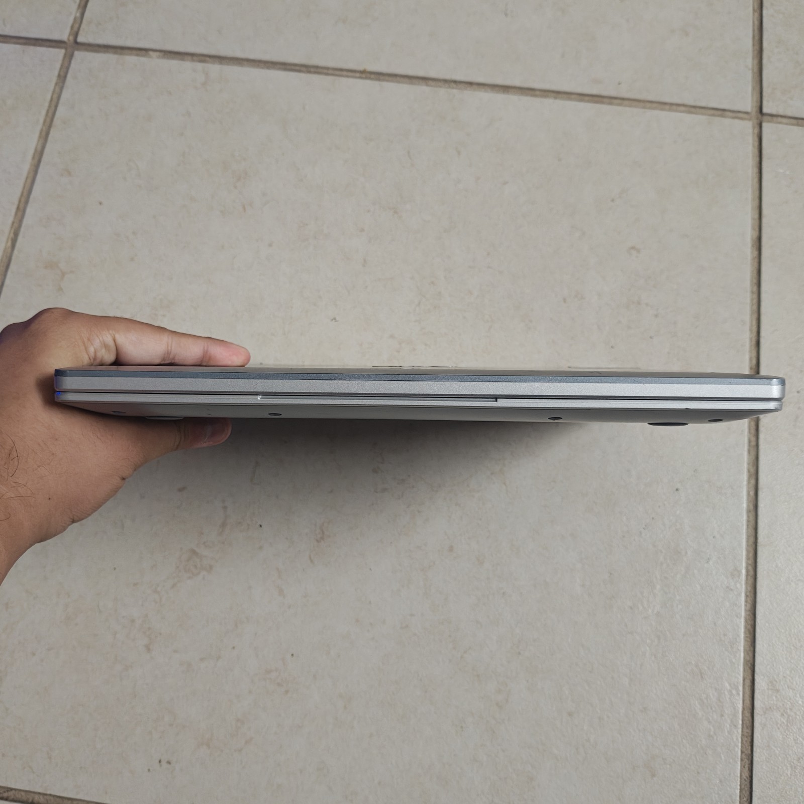 Acer Aspire Switch 10 T77H462 2-in-1 Windows Laptop – UNTESTED #3893