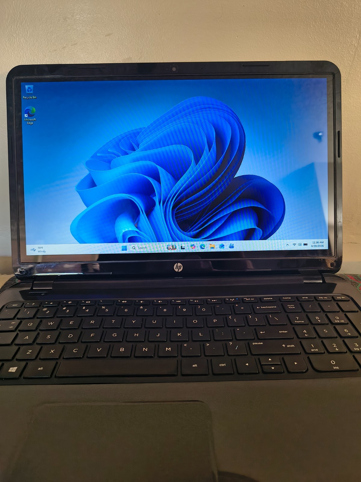 HP 15″ Notebook T/S PC Core i3-4005U@1.7GHz 12GB 240GB SSD Wn11Hm