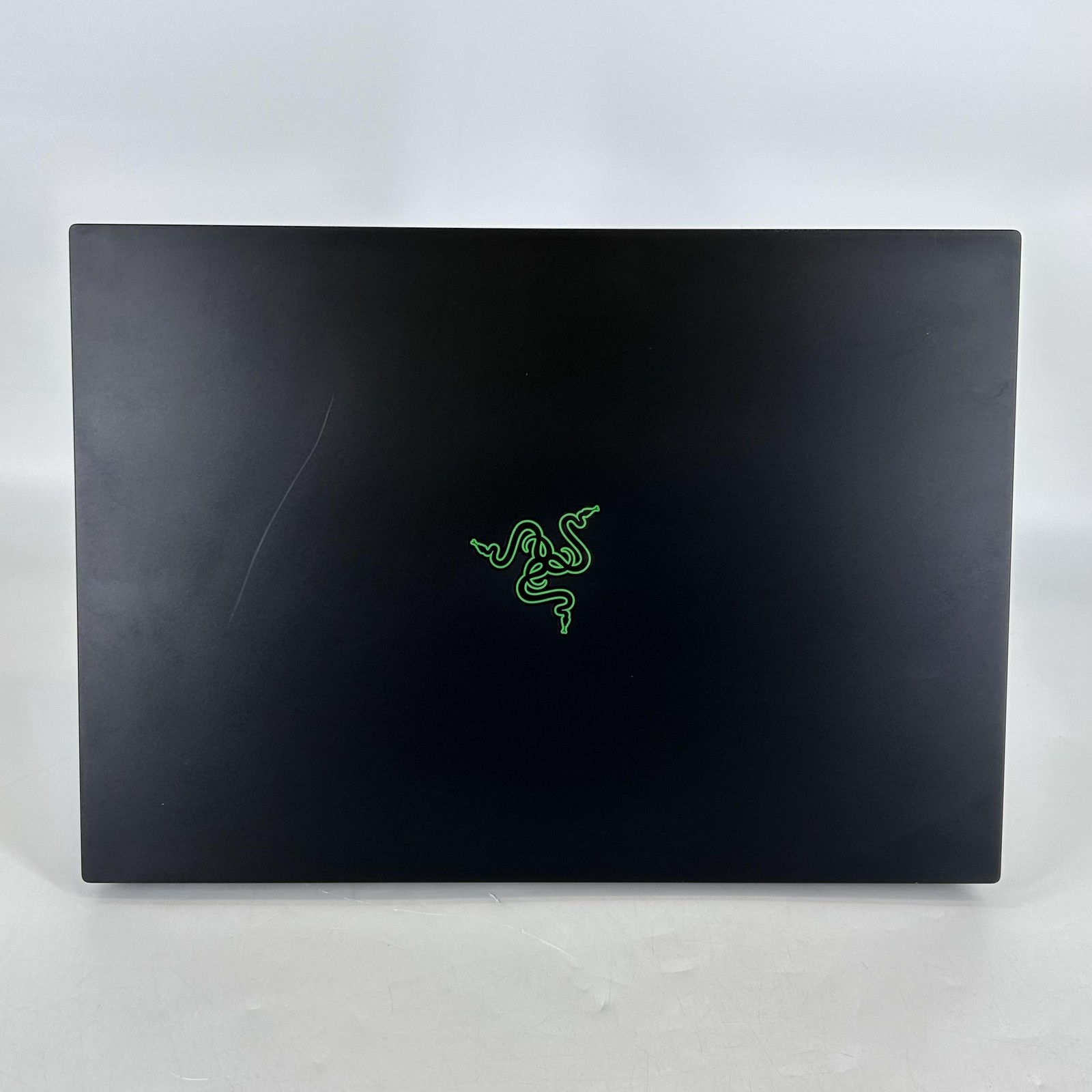 Razer Blade 16 Black 240Hz QHD+ 2.0 GHz Ryzen AI 9 HX 370 64GB 2TB/2TB RTX 5090