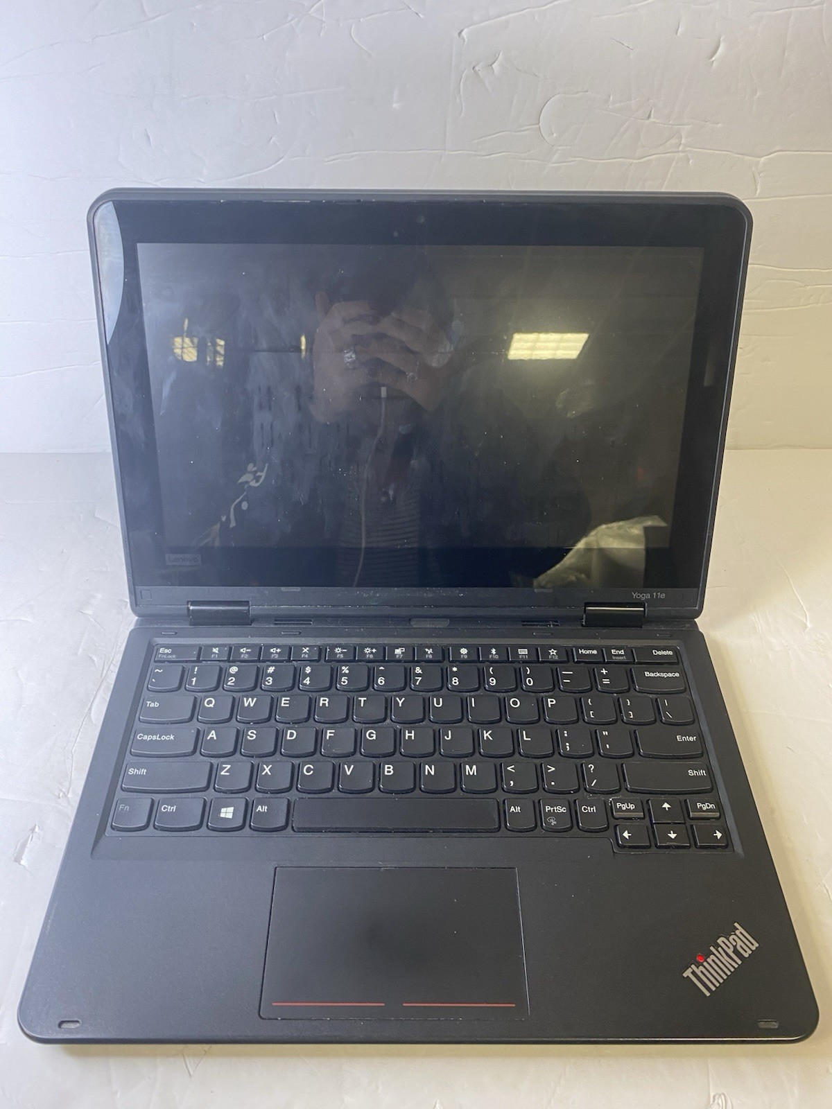 Lenovo ThinkPad Yoga 11e 11.6in 2 in 1 flip TouchScreen Windows 10