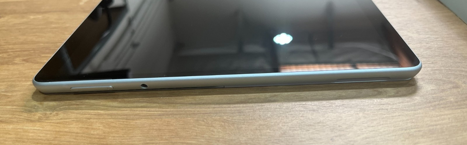 Microsoft Surface Pro 8 13″ Touch 128GB Intel Core i5 11th 4.20 GHz 8GB – READ