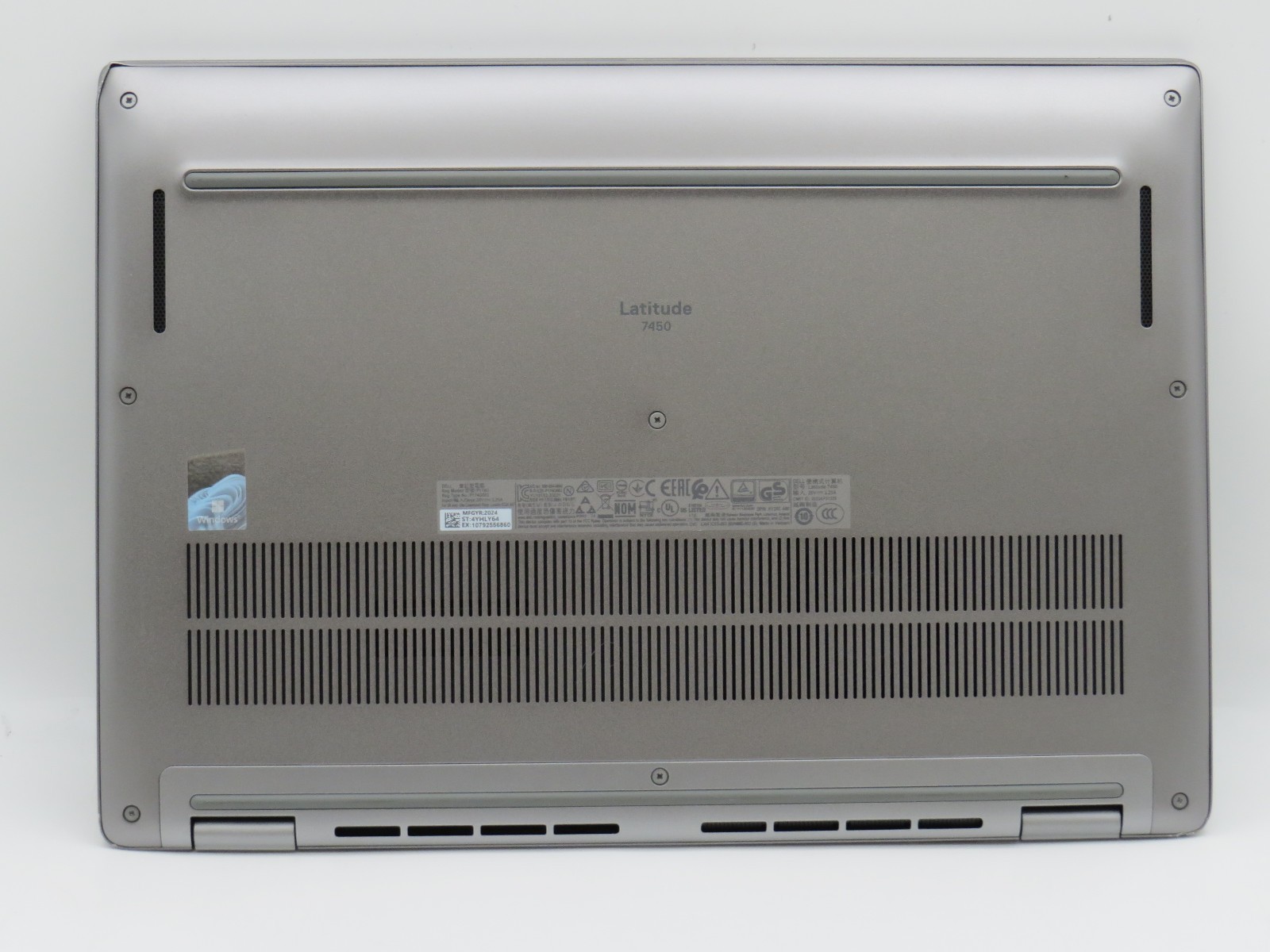 Dell Latitude 7450 | Ultra 7 165U@1.7GHz | 32GB DDR5 | 256GB m2 | No OS/Battery