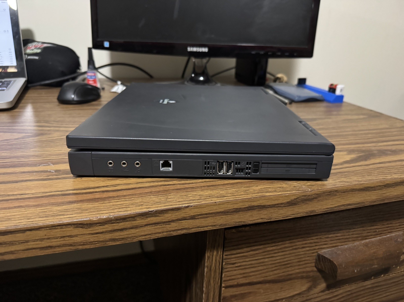 Gateway Solo Pro 9300 Tested Working – Boots Up Win XP