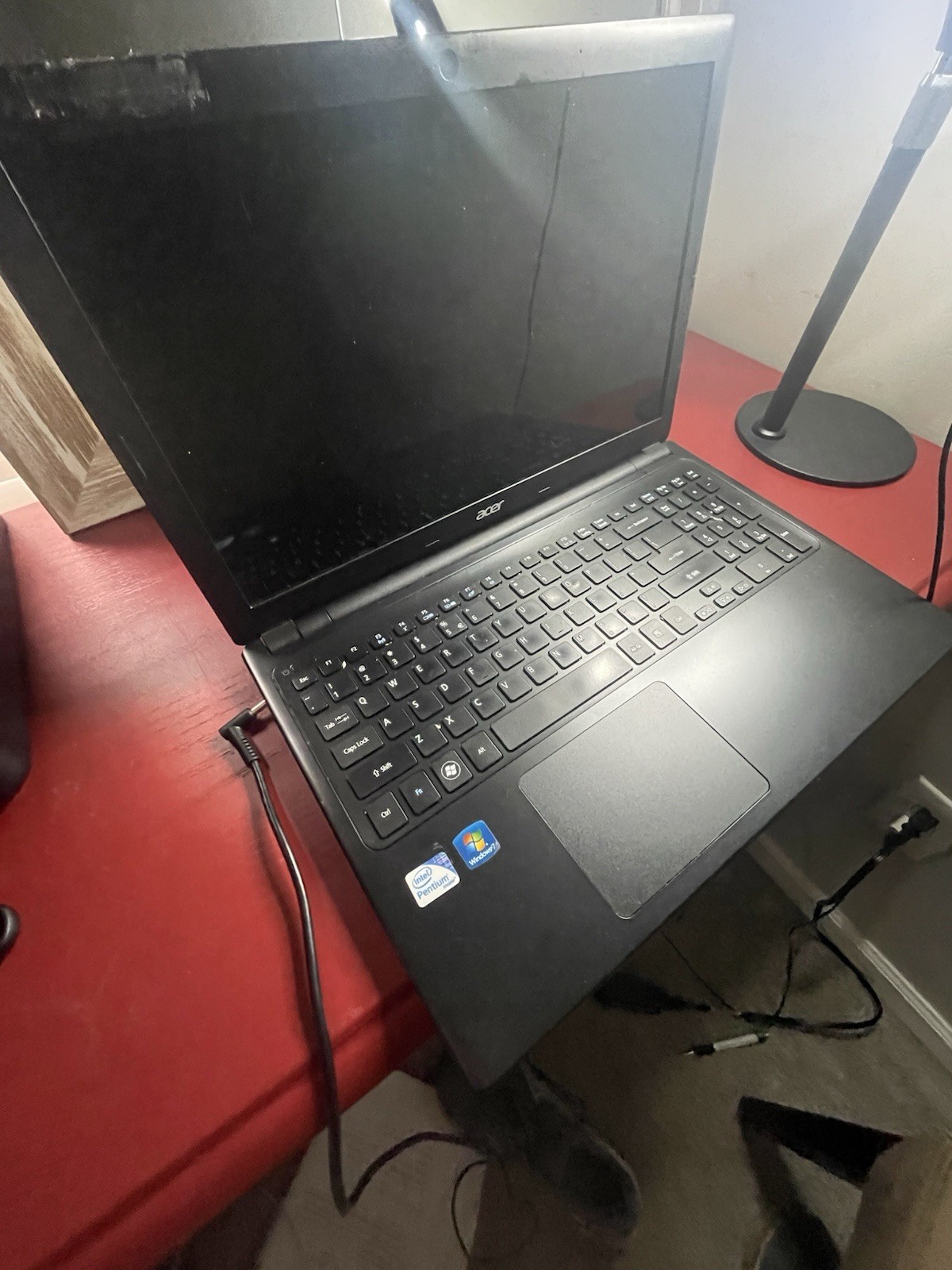 Acer Aspire V5 131 2680 Laptop Intel Celeron 4GB RAM 500GB HDD Windows 7