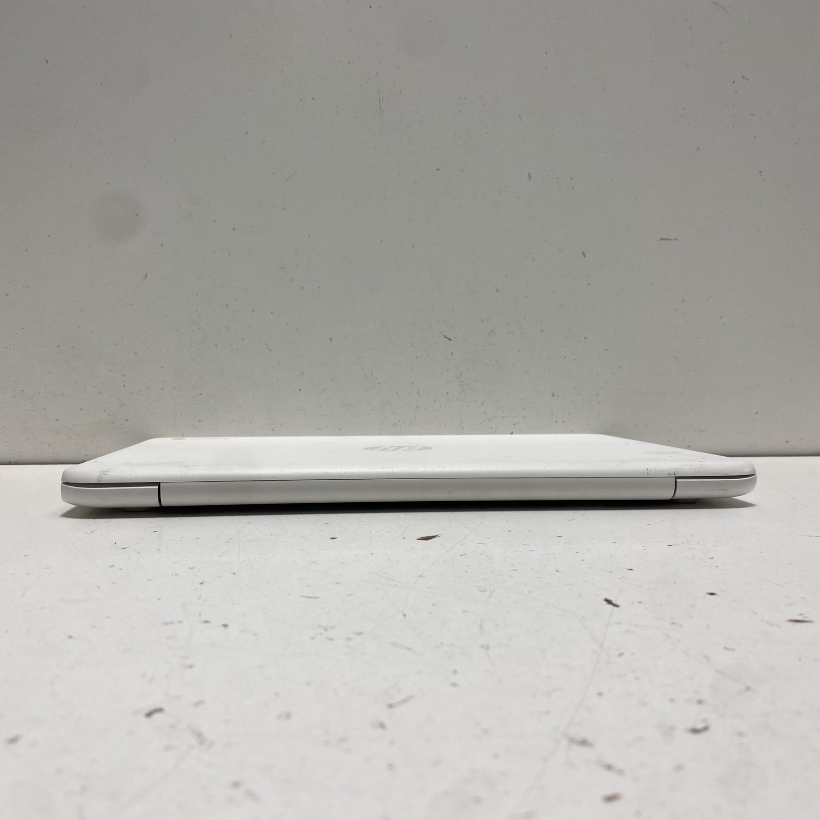 HP Chromebook 14-ca053cl 14″ Intel Laptop White Chrome OS Tested