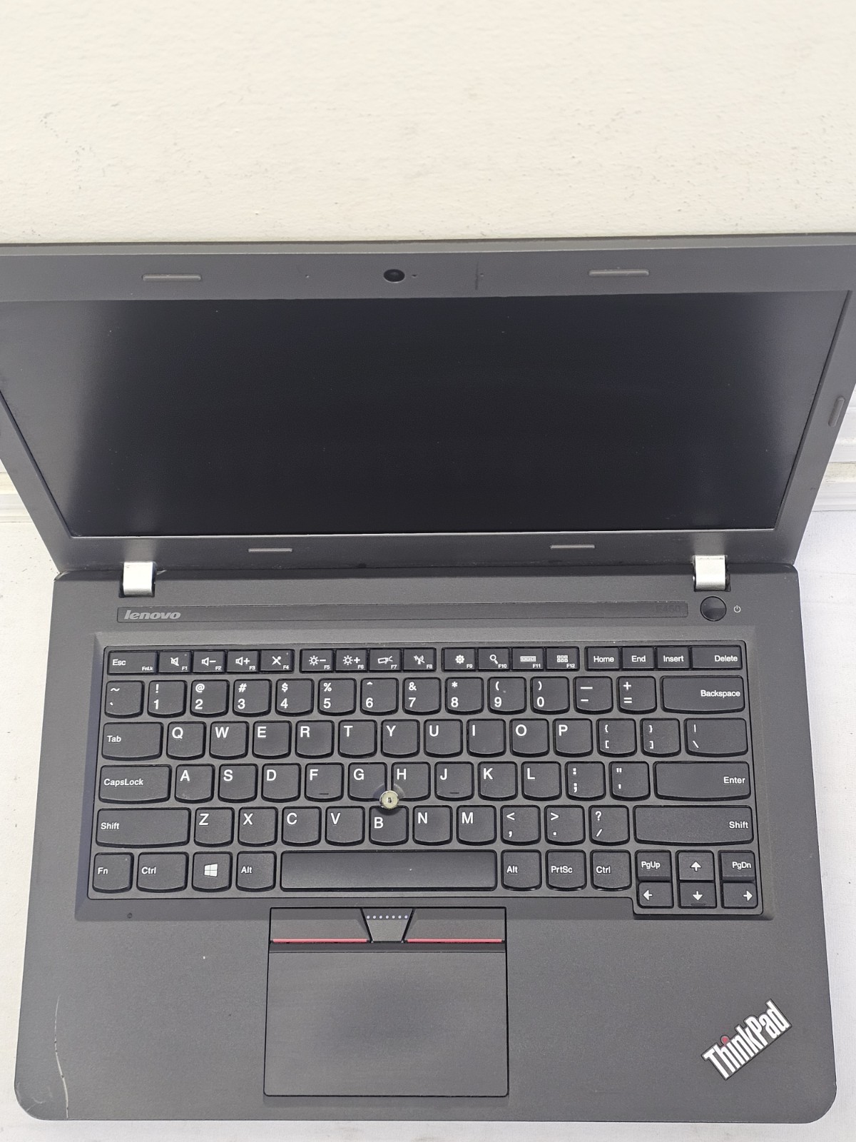 Lenovo ThinkPad E450 Laptop – AMD A6-7000 – 8GB RAM – 500GB HDD – Win 10 – READ