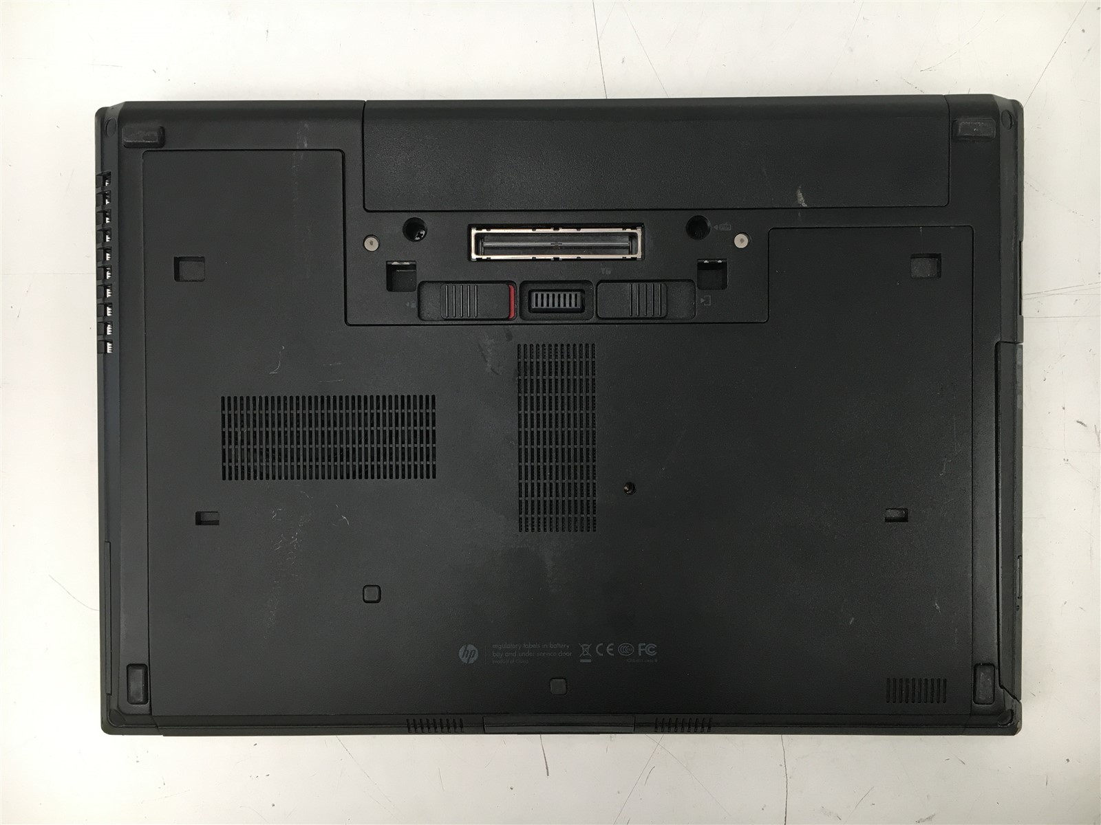 HP EliteBook 8470p Laptop i5-3320M 2.60GHZ 4GB No HDD 14″