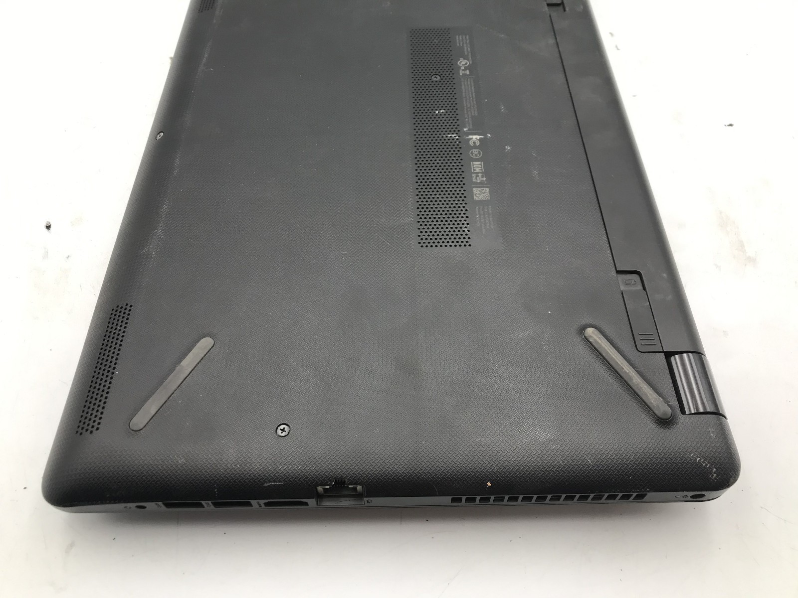 HP 15 BW011DX – FOR PARTS/REPAIR – AMD A6-9220 – 4GB RAM – READ DESCRIPTION -BB