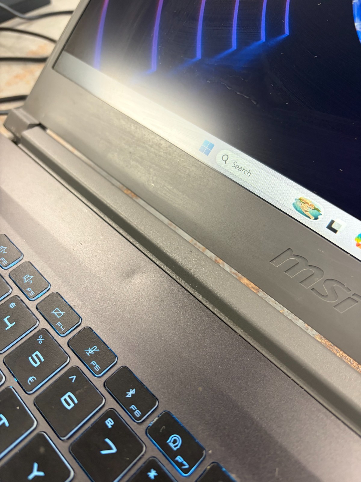 MSI Thin 15 B13UC 15.6″ i5-13420H 16GB 512GB SSD RTX 3050 Win 11